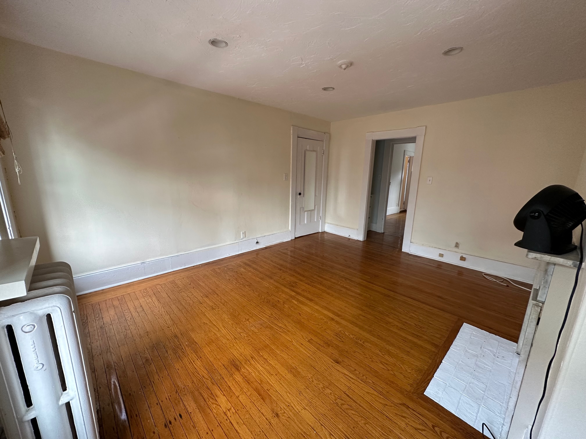 1.5 bed, 1 bath apartment for rent at 77 Charles St Unit 3, Beacon Hill — photo 2 of 12