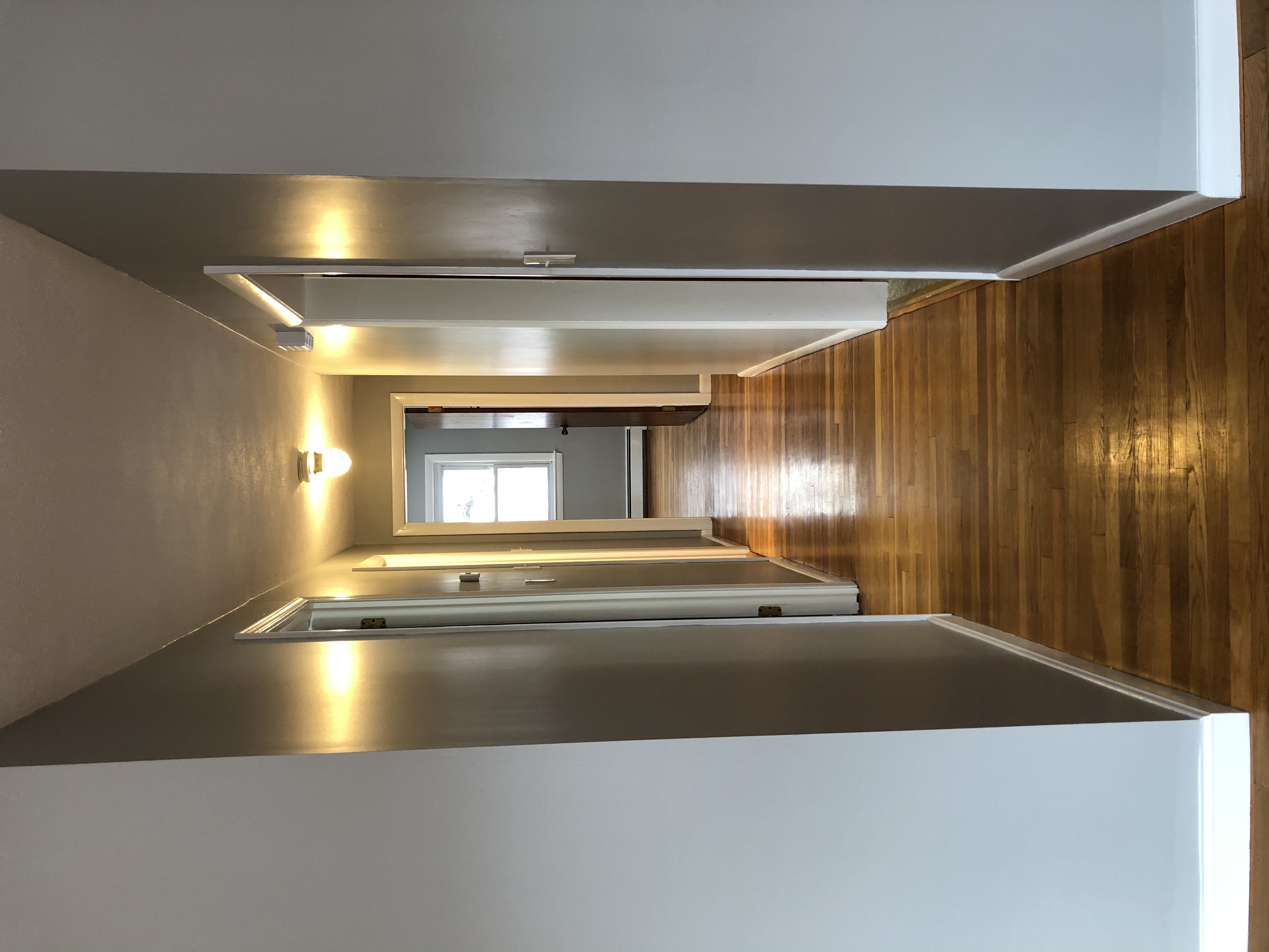2.5 bed, 1 bath apartment for rent at 48 Nonantum St Unit 2, Brighton — photo 7 of 26