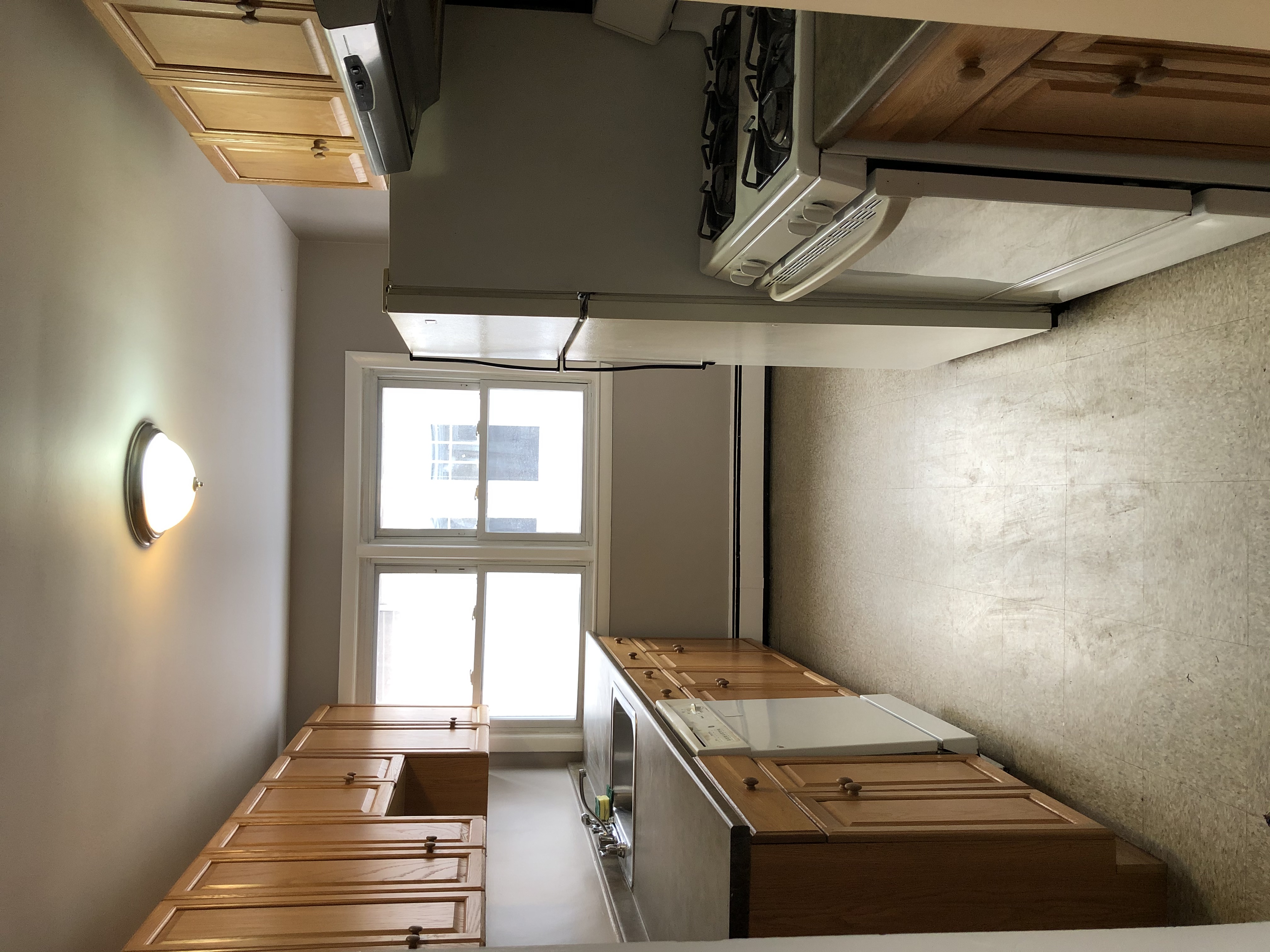2.5 bed, 1 bath apartment for rent at 48 Nonantum St Unit 2, Brighton — photo 14 of 26