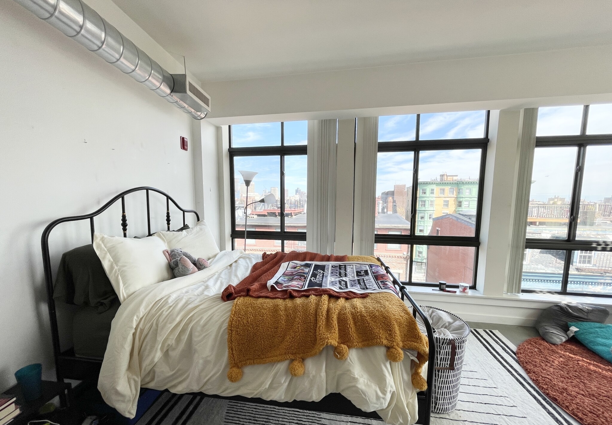 4 bed, 1 bath apartment for rent at 255 Northampton St Unit 603PH, Roxbury — photo 10 of 16