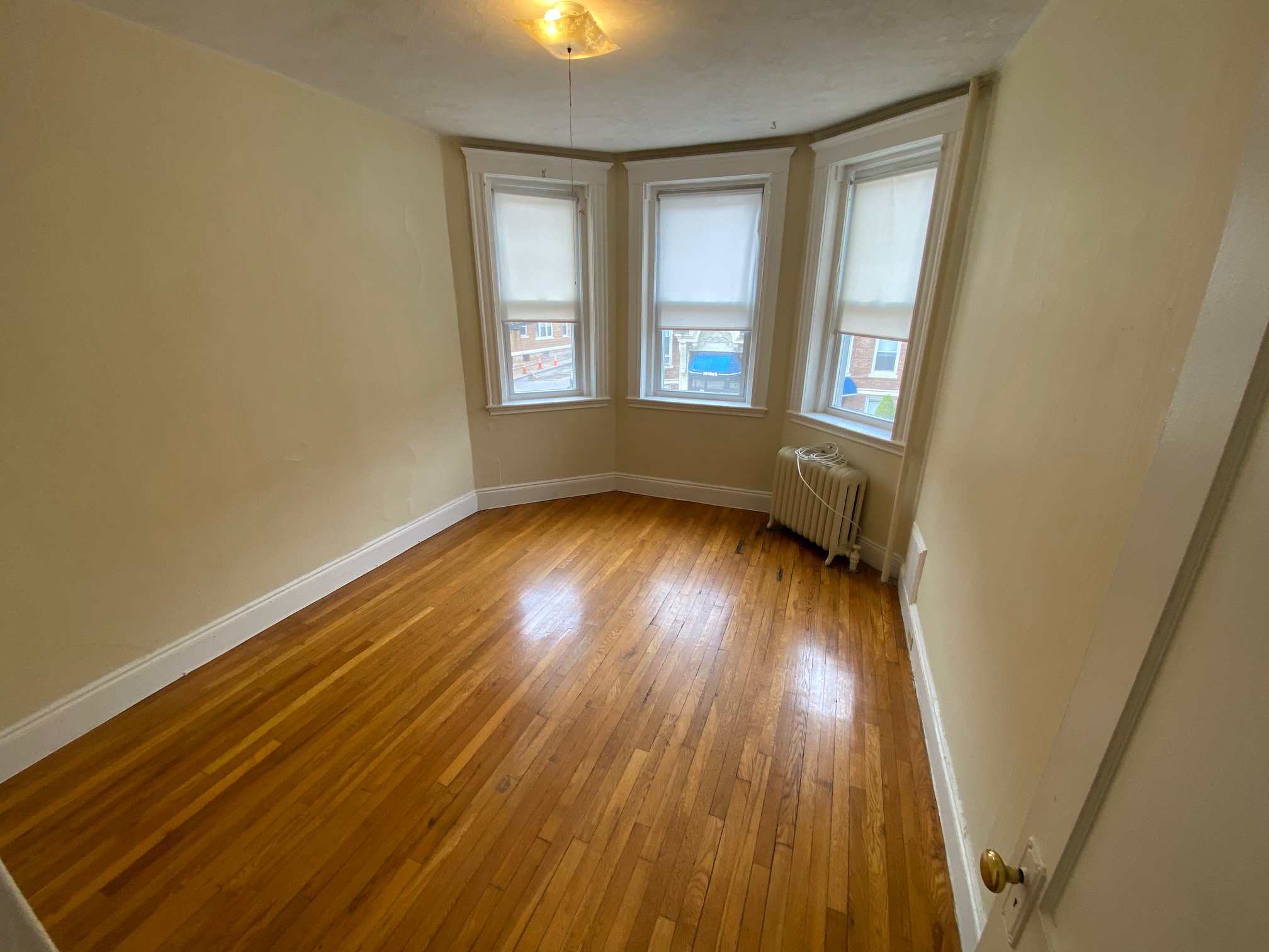 1 bed, 1 bath apartment for rent at 228 Kelton St Unit 8, Allston — photo 5 of 6