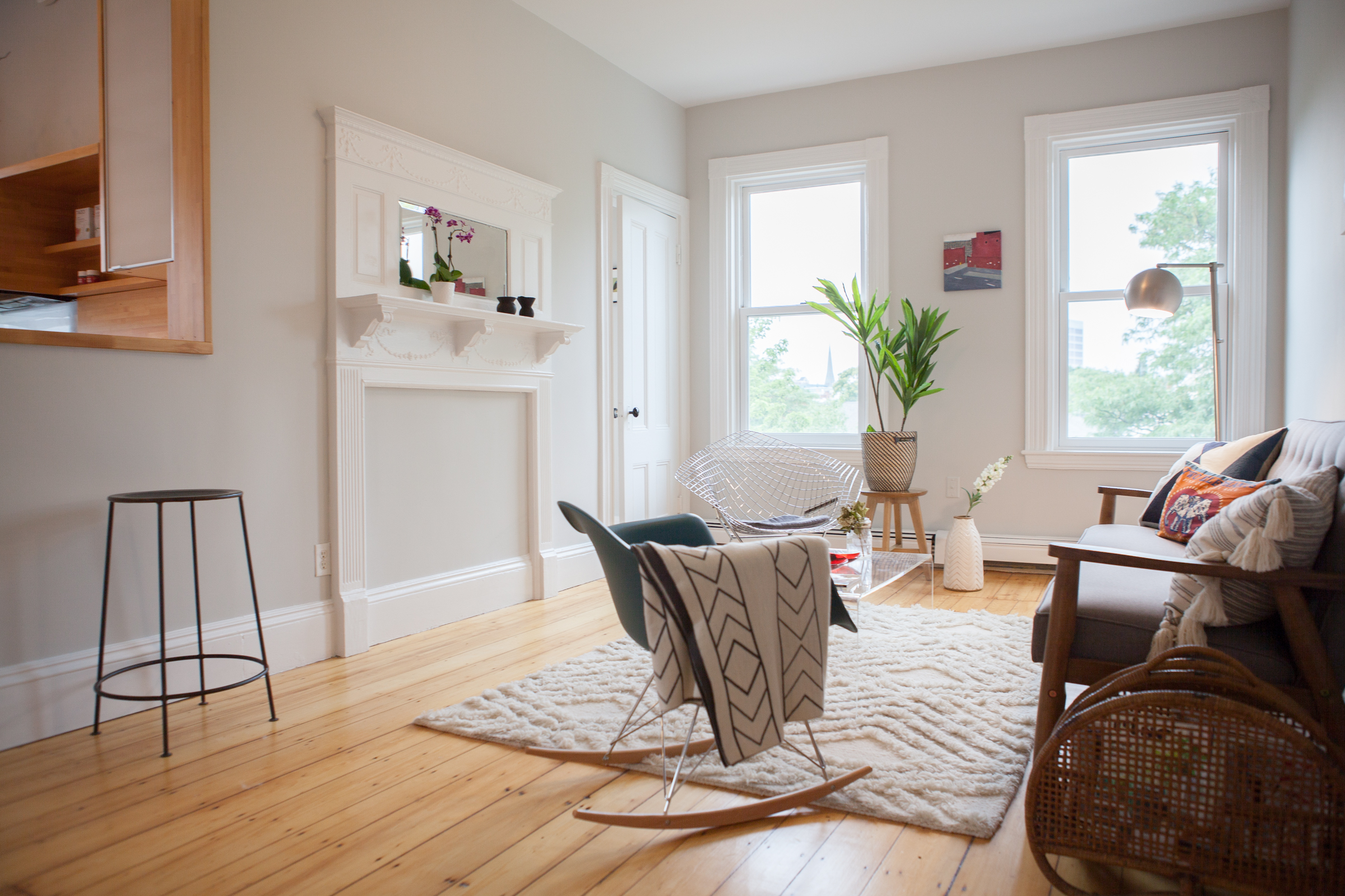3 bed, 1 bath apartment for rent at 304 Washington St Unit 6, Central Square — photo 2 of 11