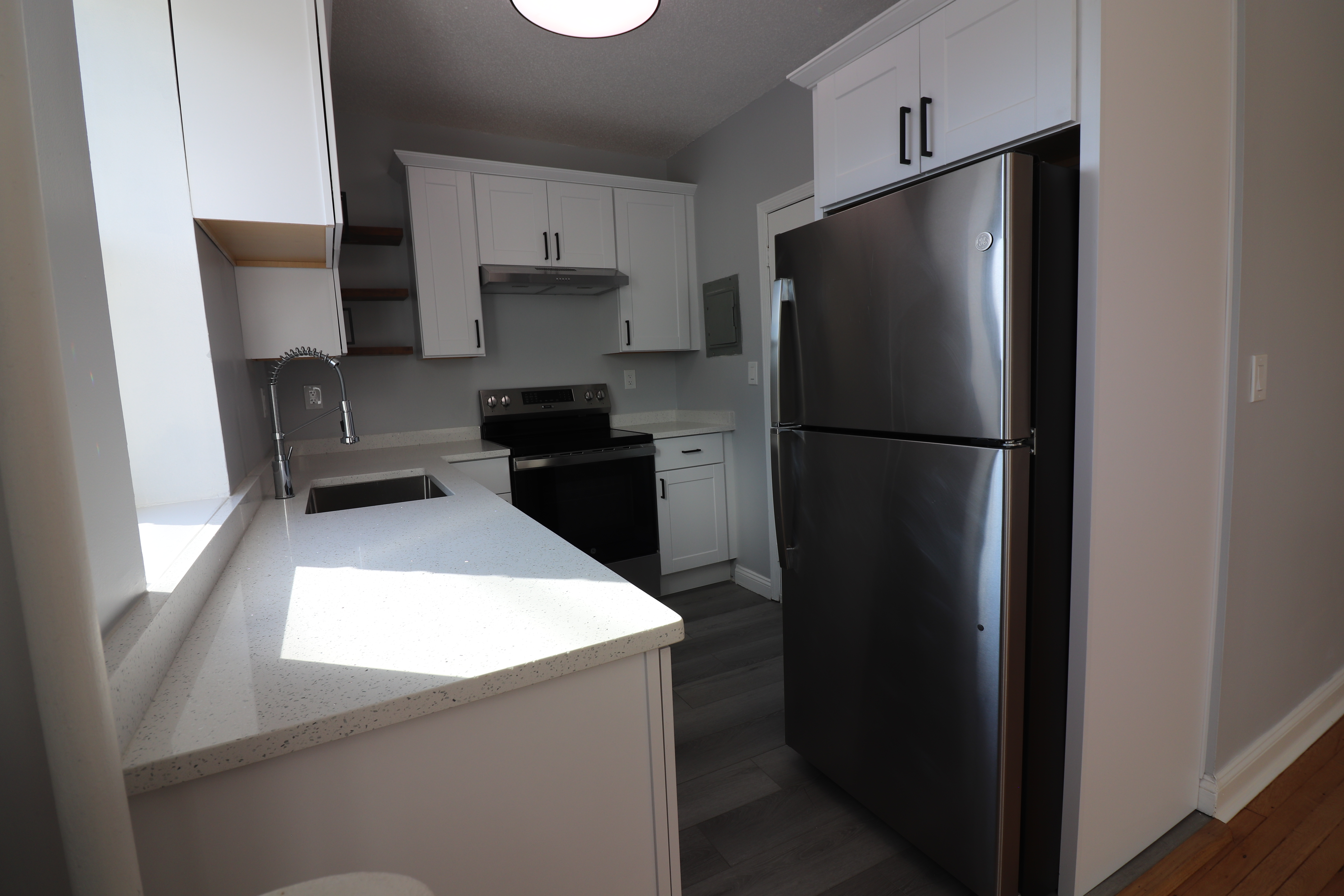 313 Summit Ave, Brighton