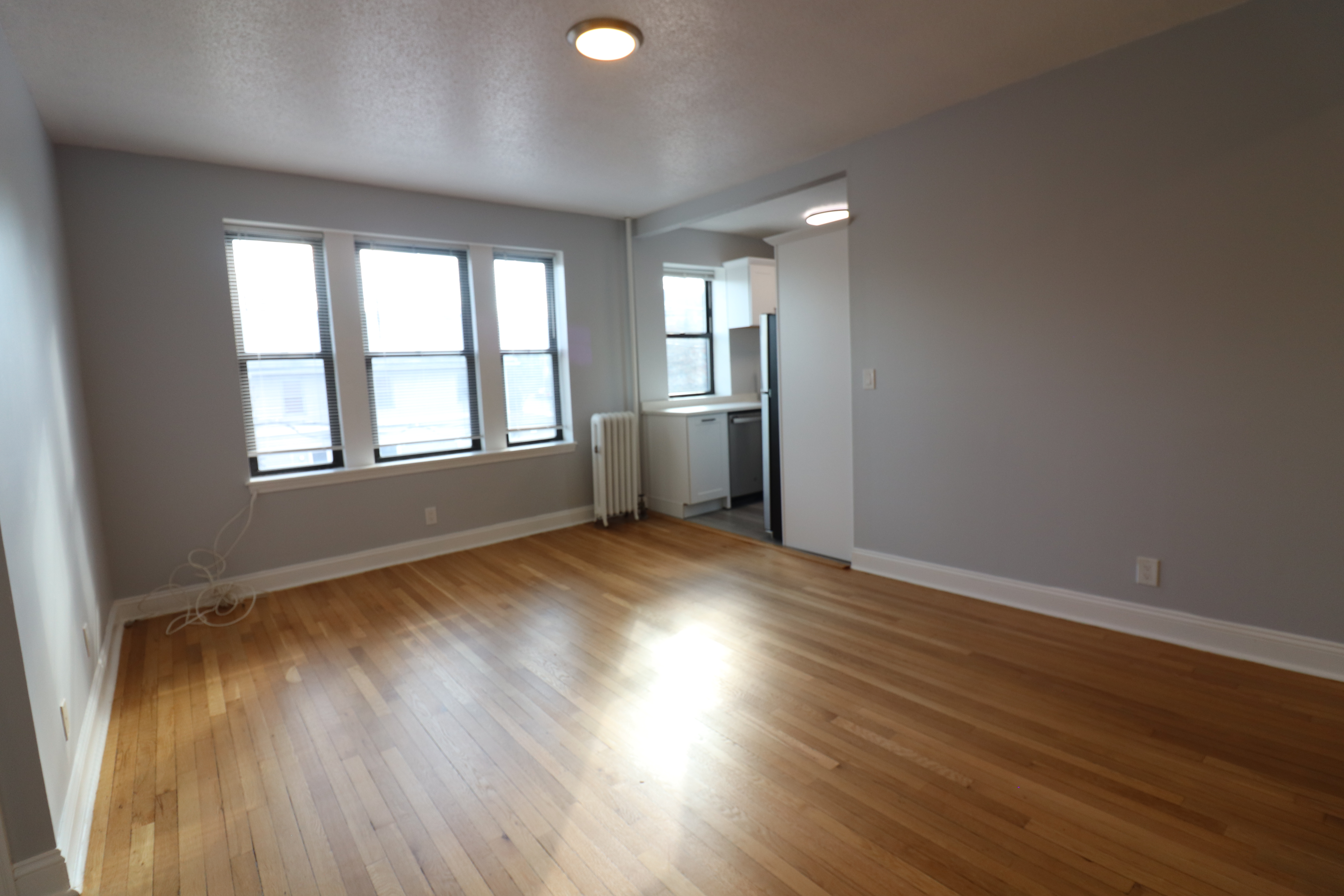 313 Summit Ave, Brighton