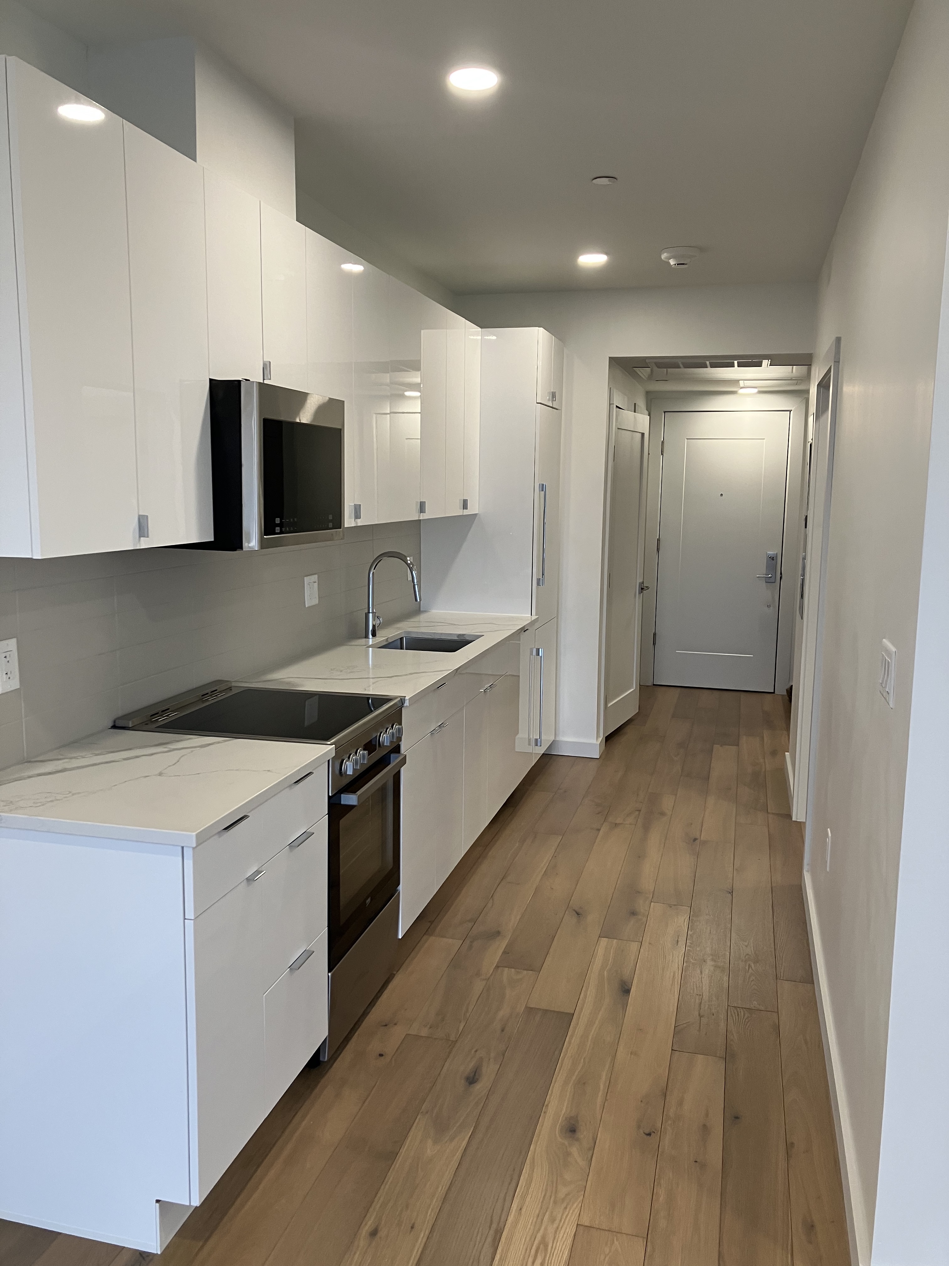 Studio bed, 1 bath apartment for rent at 97 Elmwood St Unit 307, North Cambridge — photo 13 of 16