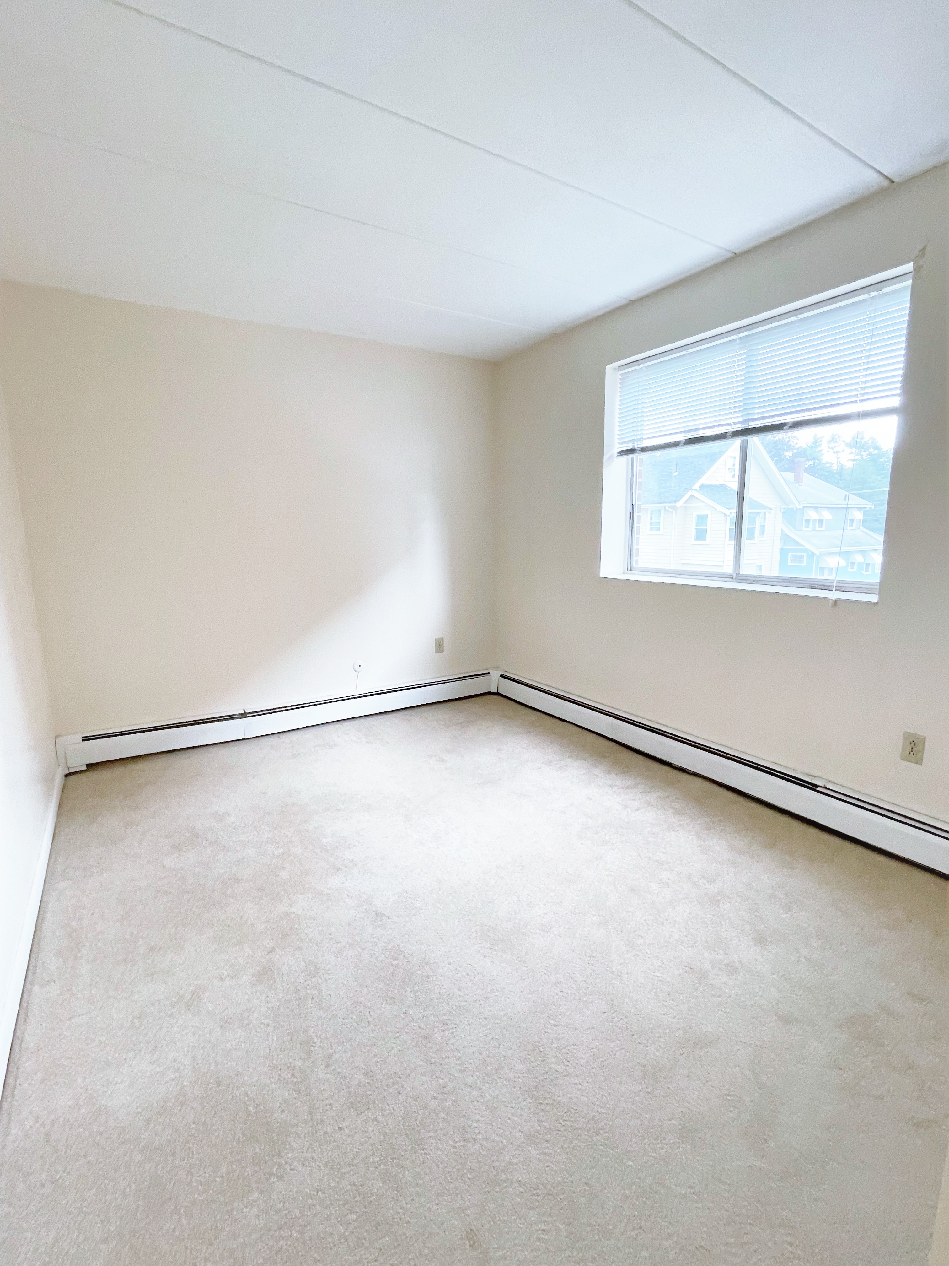 2 bed, 1 bath apartment for rent at 225 Independence Ave Unit 24, Quincy — photo 9 of 9