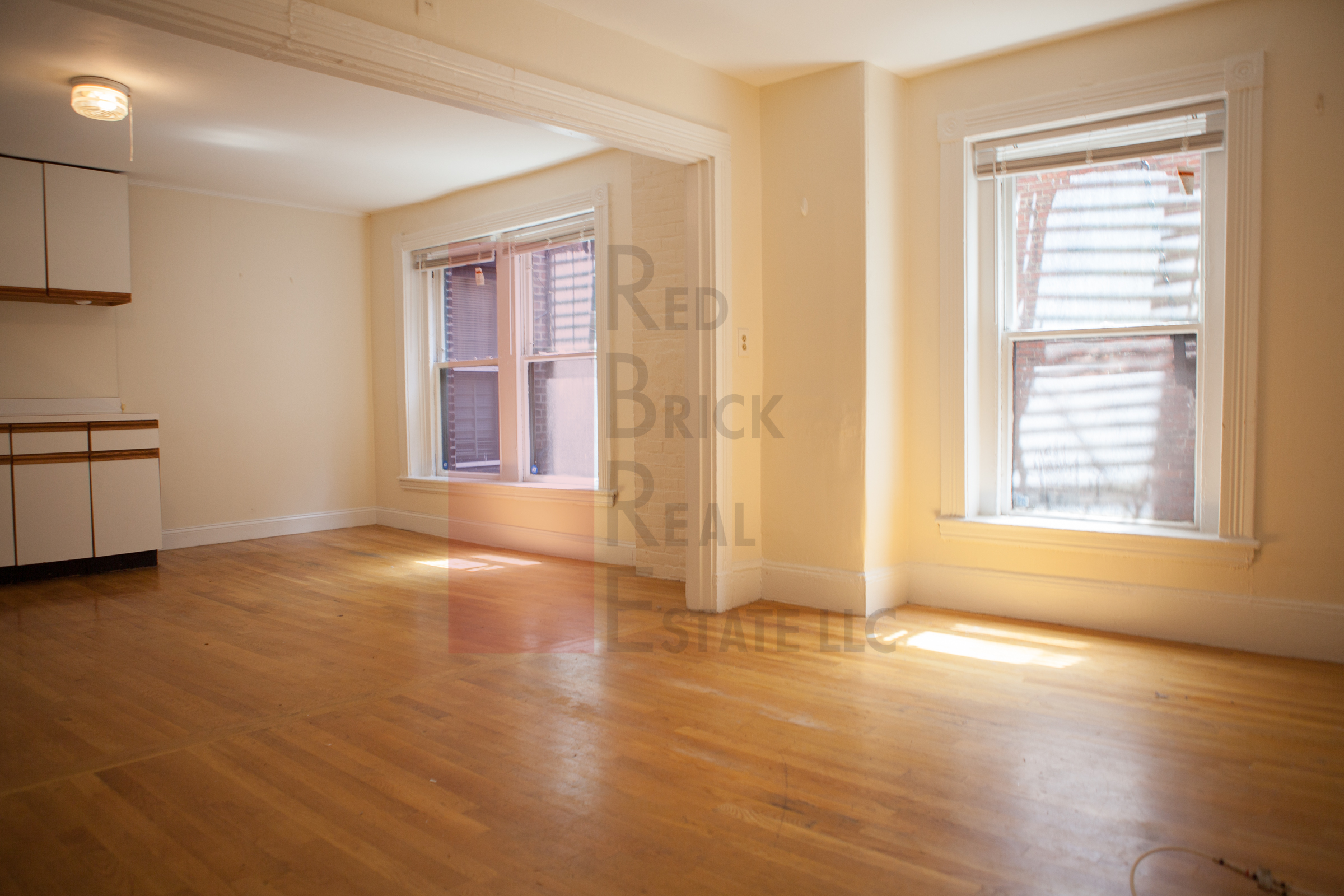 1 bed, 1 bath apartment for rent at 52 Joy St Unit 2, Beacon Hill — photo 2 of 6