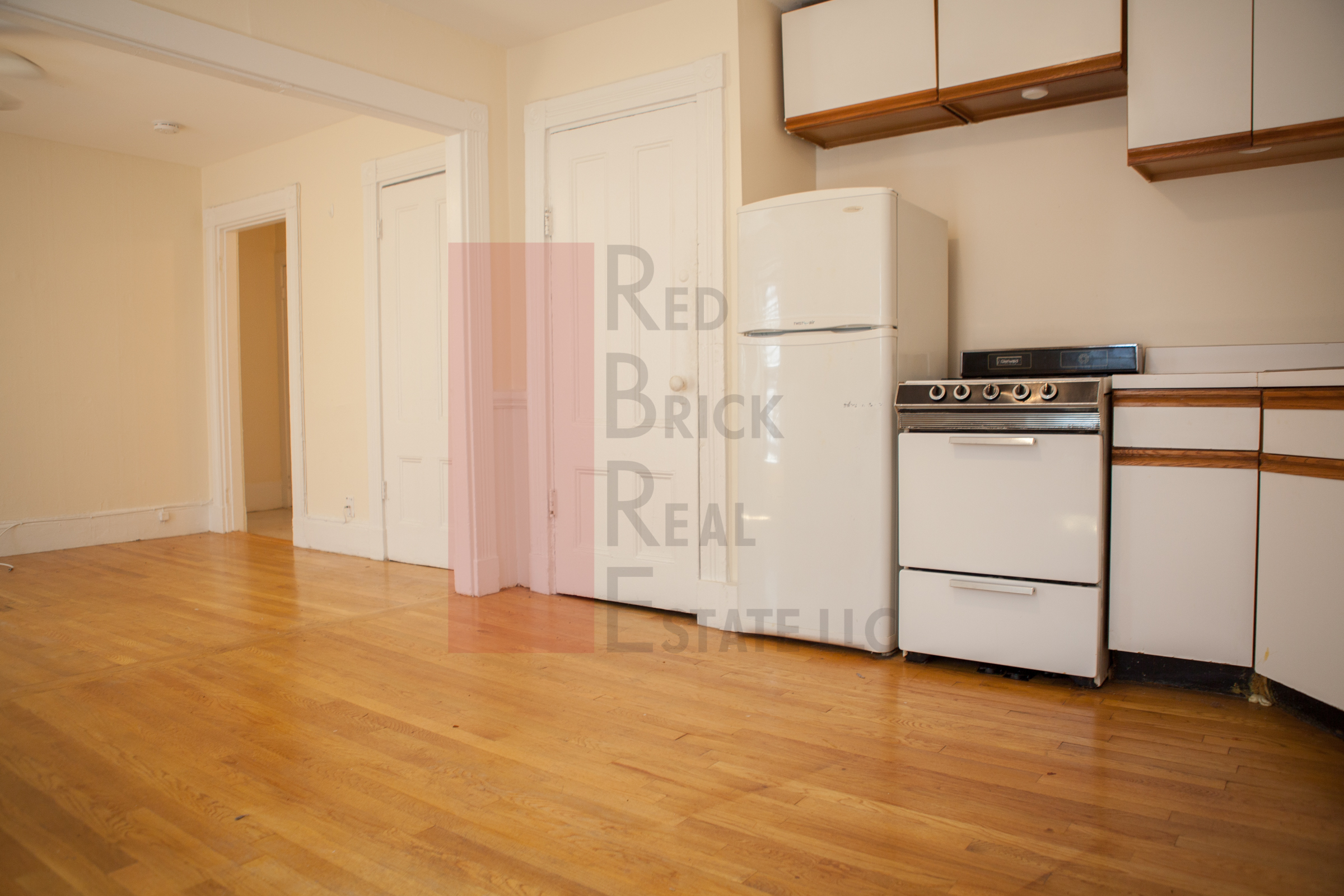 1 bed, 1 bath apartment for rent at 52 Joy St Unit 2, Beacon Hill — photo 5 of 6