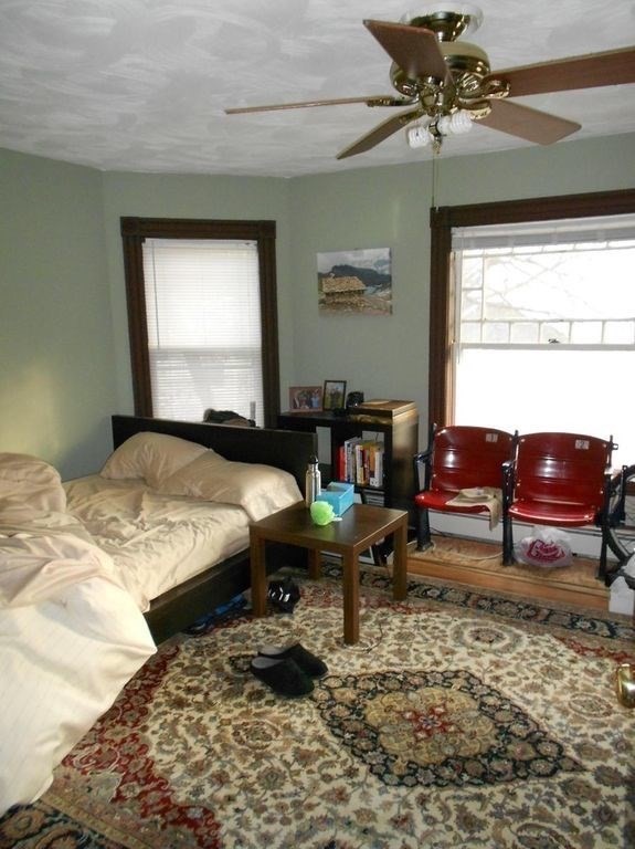 6 bed, 2 bath apartment for rent at 54 Pratt St Unit 1, Allston — photo 2 of 8