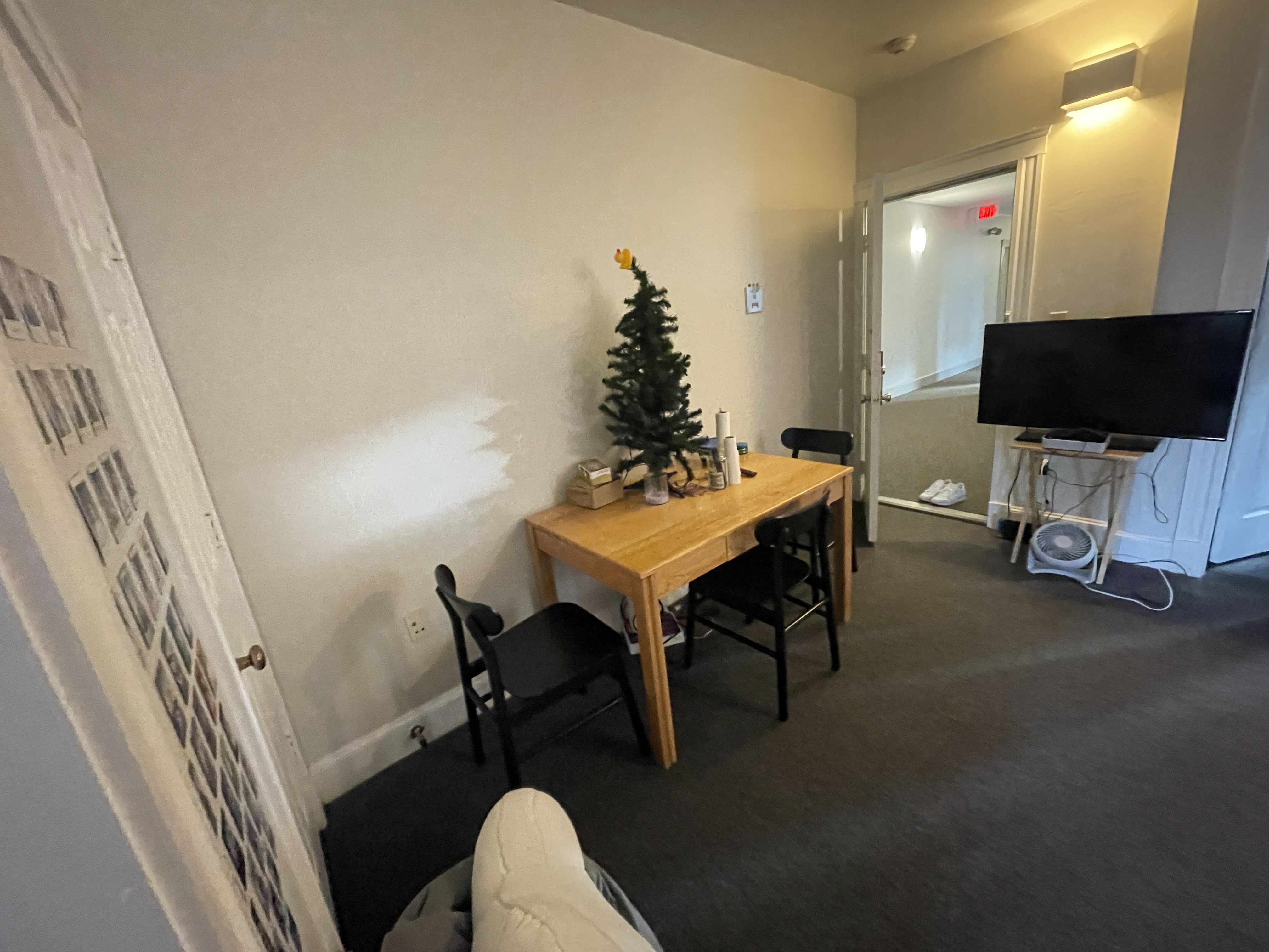 3 bed, 1 bath apartment for rent at 829 Beacon St Unit 5, Fenway — photo 5 of 9