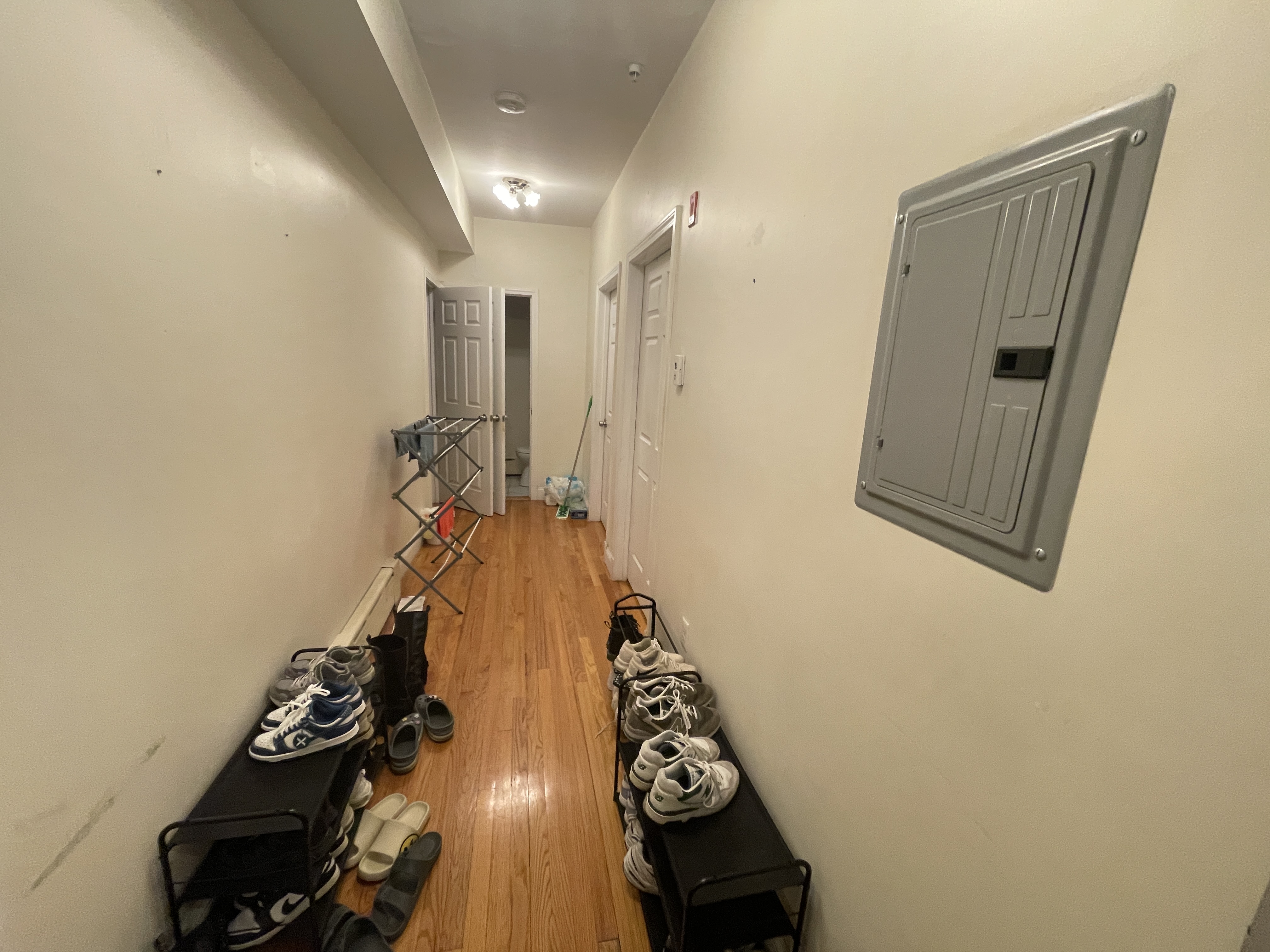 4 bed, 1.5 bath apartment for rent at 84 Fenway Unit 1, Fenway — photo 2 of 8