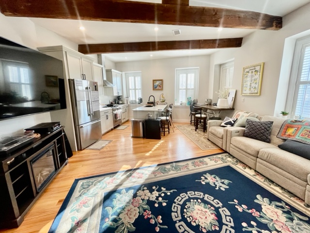 3 bed, 2 bath apartment for rent at 259 North St Unit 3, North End — photo 2 of 22