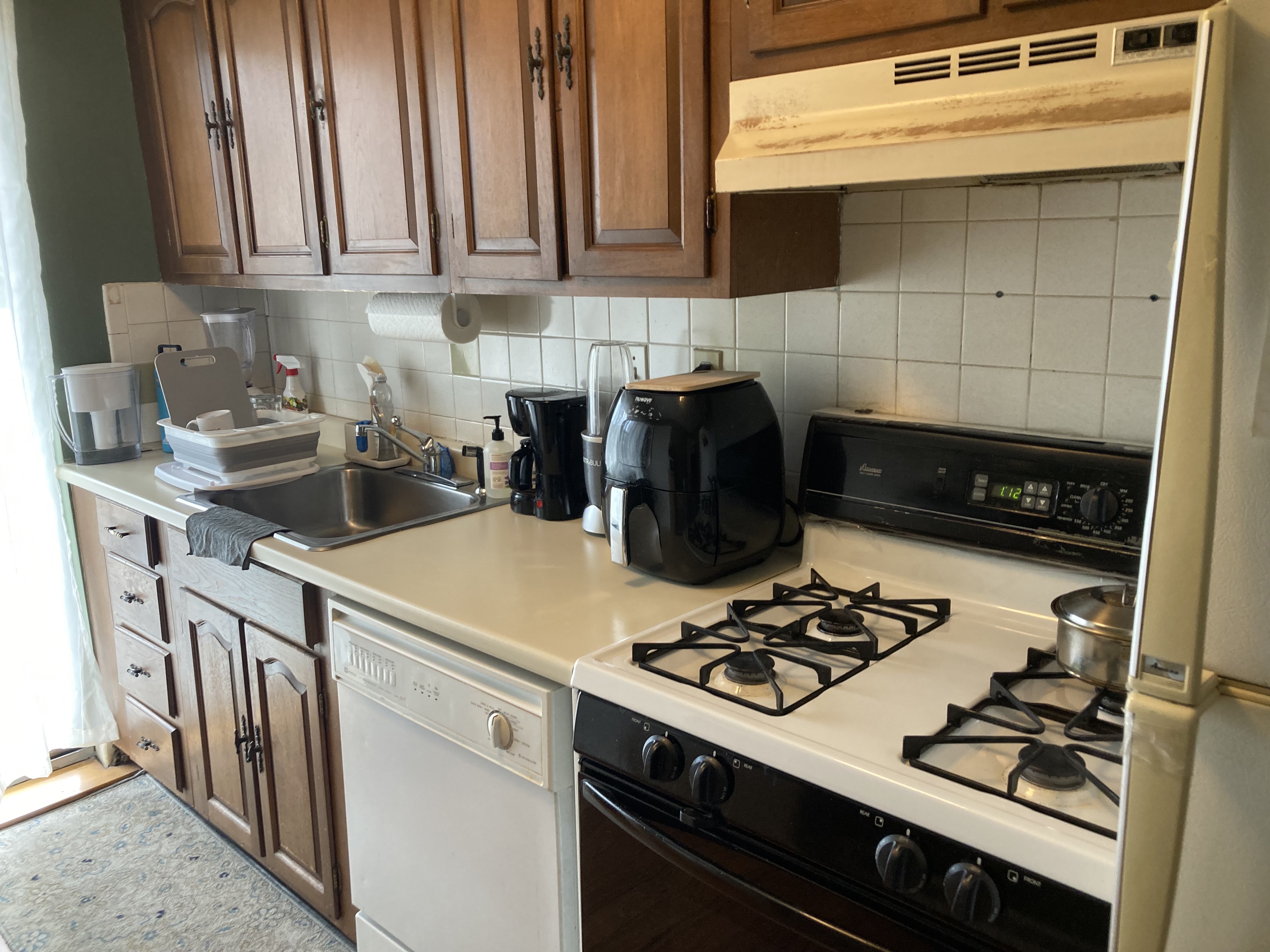 2 bed, 1 bath apartment for rent at 1734 Commonwealth Ave Unit 4A, Brighton — photo 4 of 26