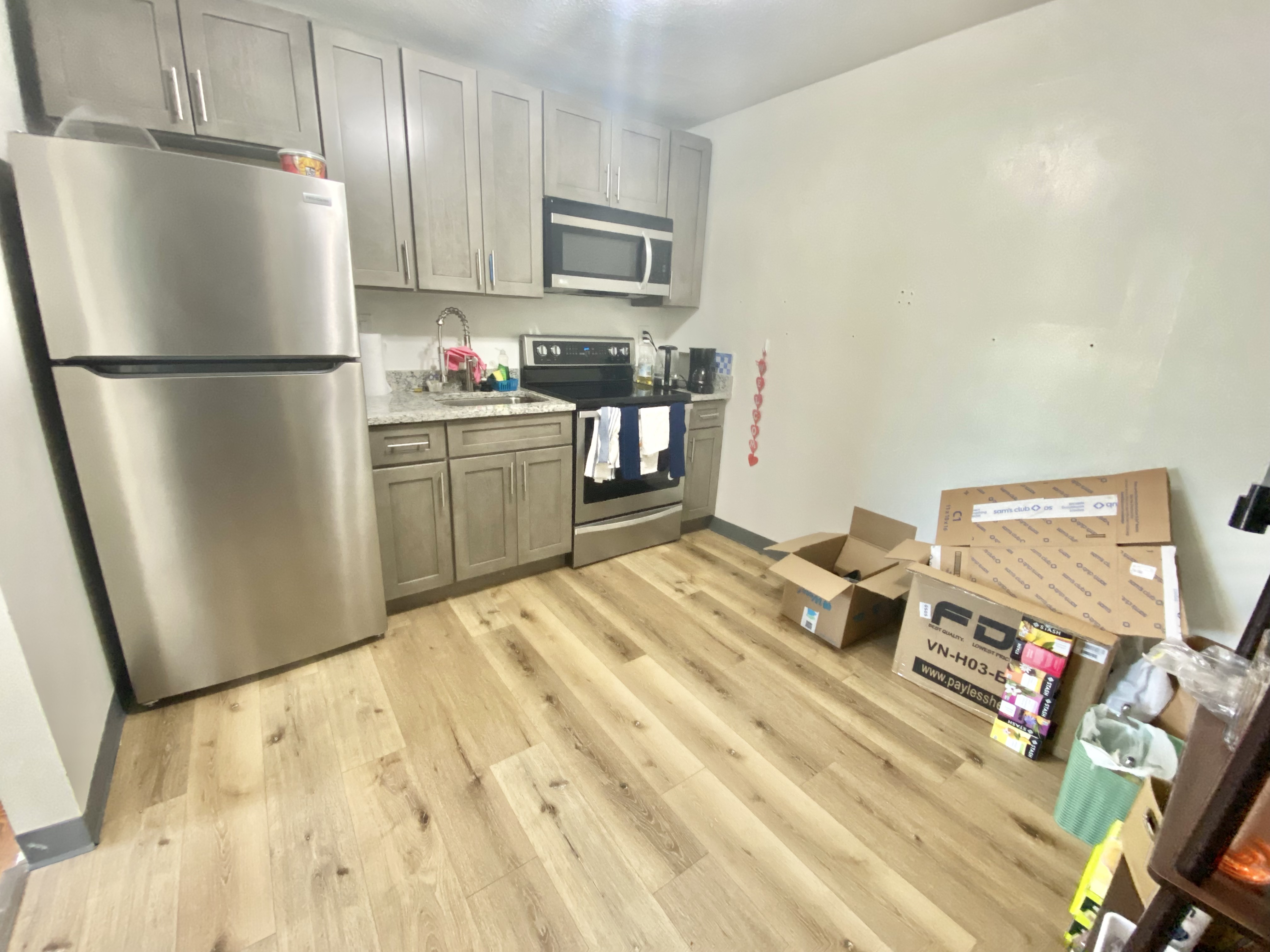 1 bed, 1 bath apartment for rent at 8 Medford St Unit 2R, East Somerville — photo 4 of 6