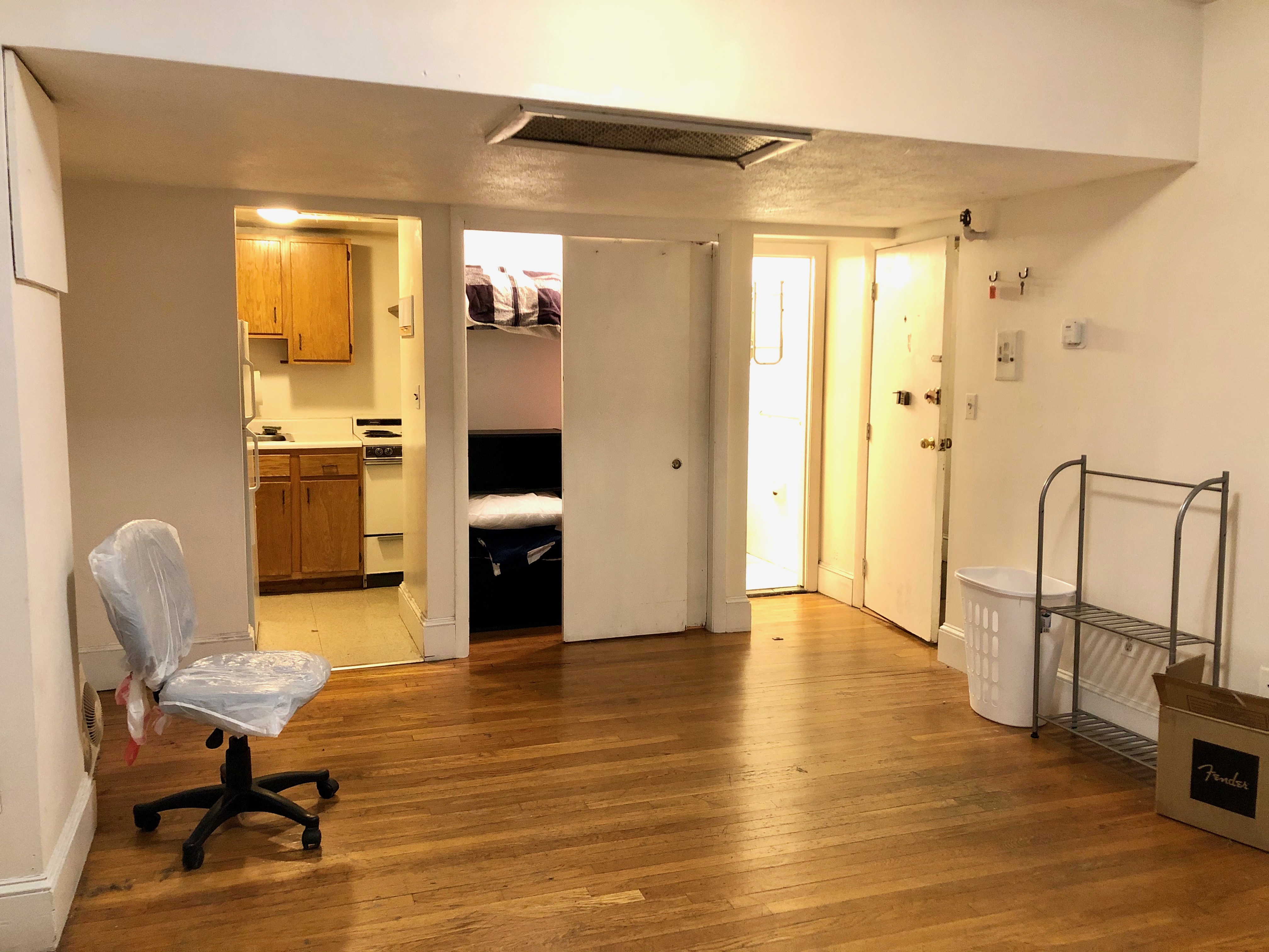 Studio bed, 1 bath apartment for rent at 289 Newbury St Unit Bf, Back Bay — photo 3 of 8