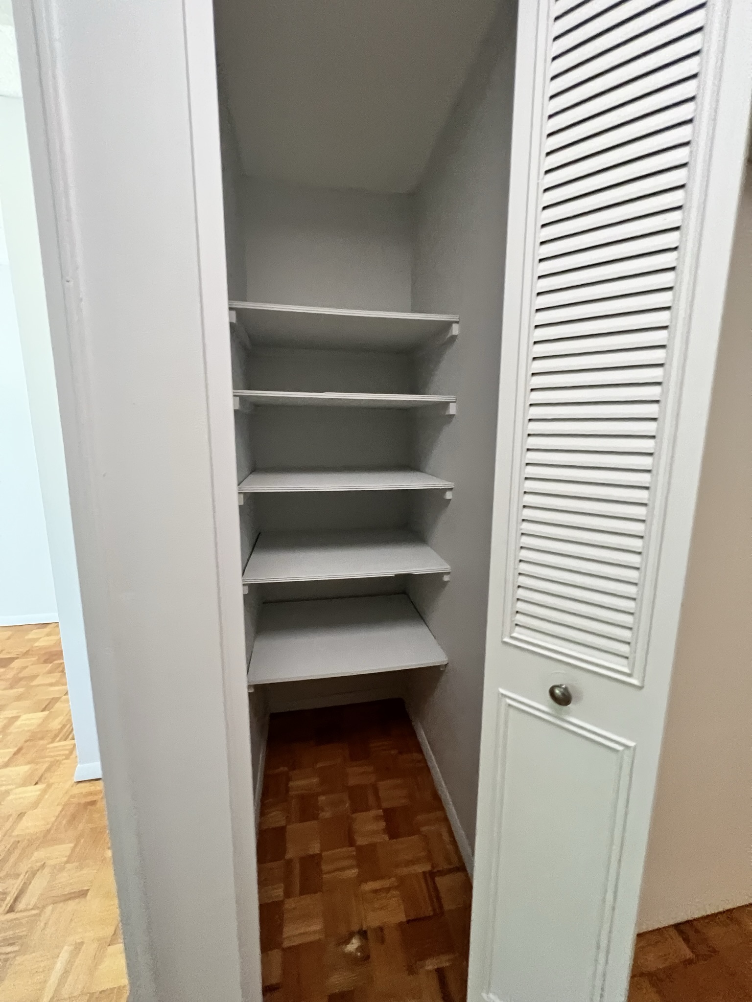 3 bed, 1.5 bath apartment for rent at 330 Newton St Unit D, Chestnut Hill — photo 10 of 11