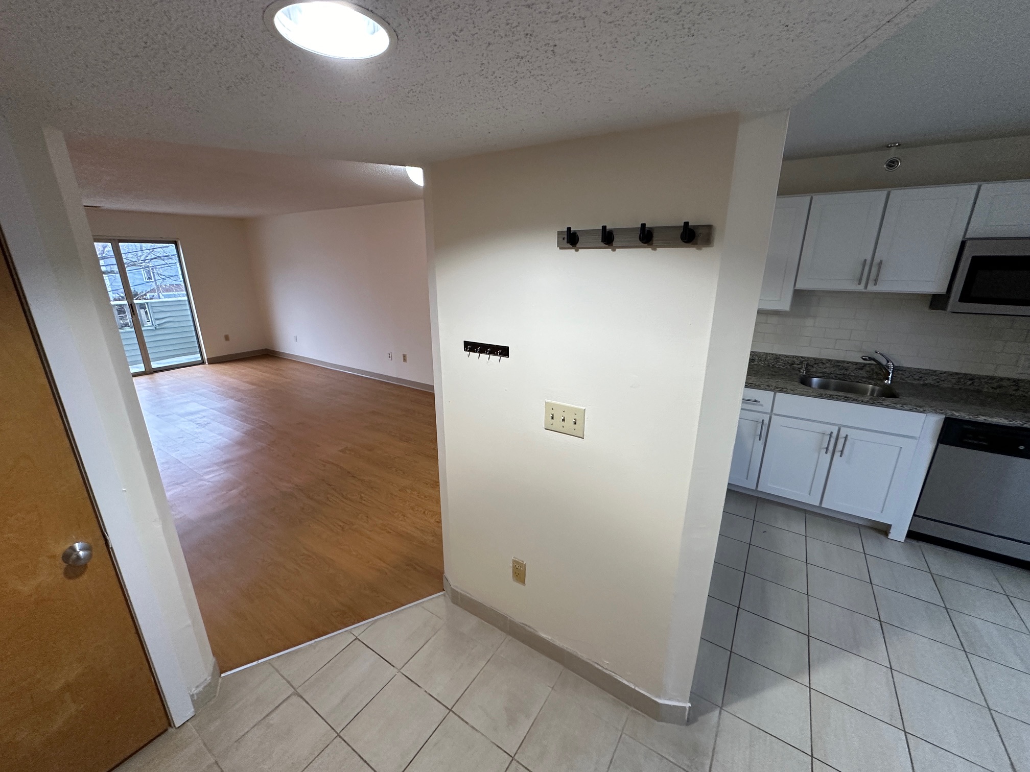2 bed, 1.5 bath apartment for rent at 150 North Beacon St Unit B4, Brighton — photo 7 of 20