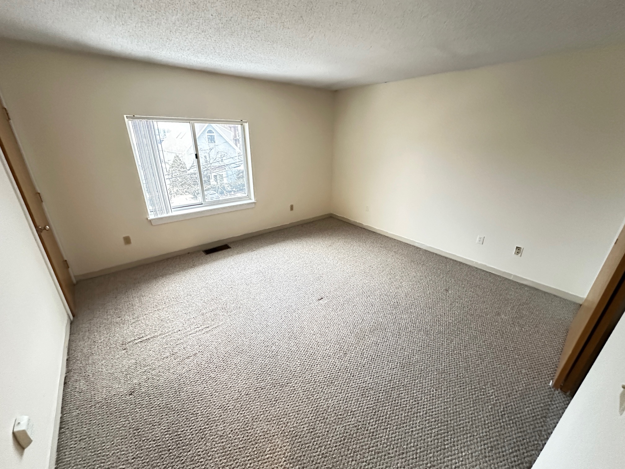 2 bed, 1.5 bath apartment for rent at 150 North Beacon St Unit B4, Brighton — photo 17 of 20