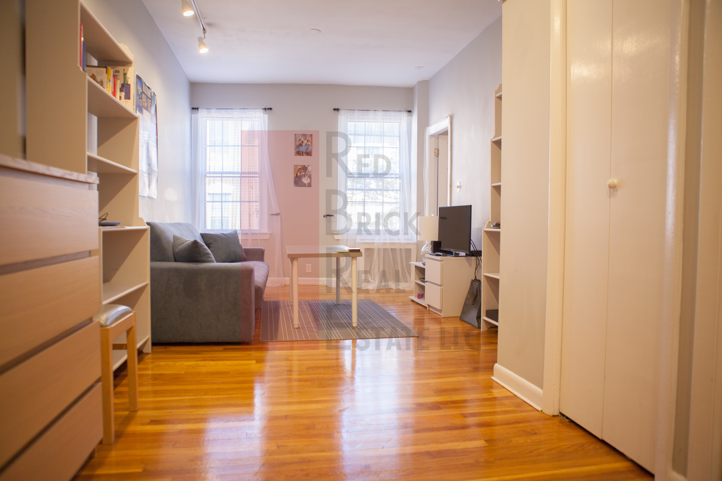 1 bed, 1 bath apartment for rent at 78 Phillips St Unit 5, Beacon Hill — photo 3 of 8