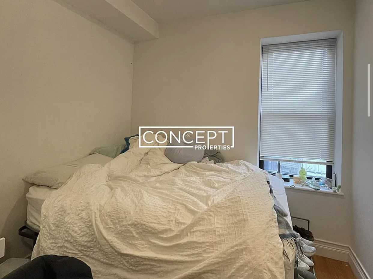 64 Louis Prang St, Longwood