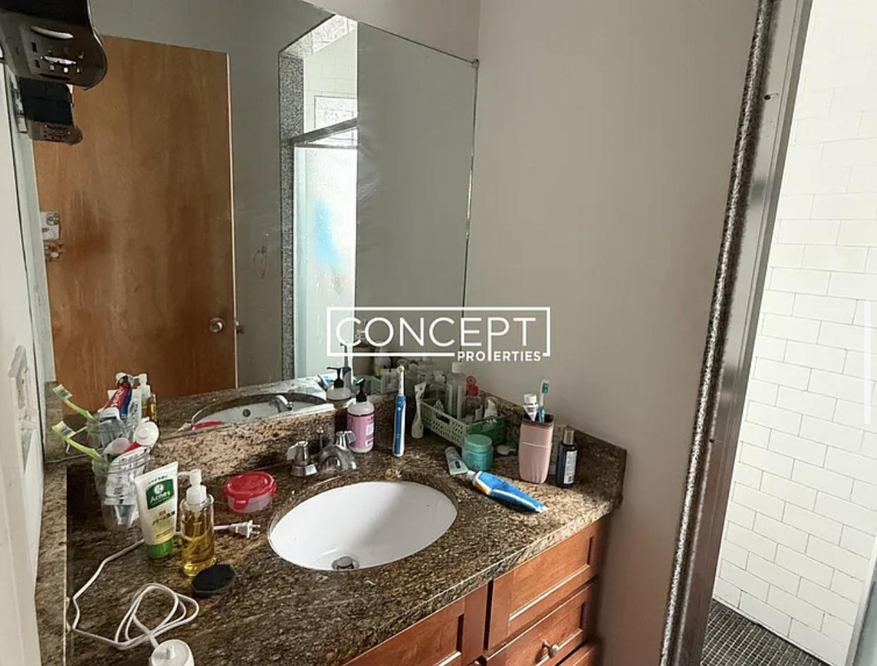 64 Louis Prang St, Longwood