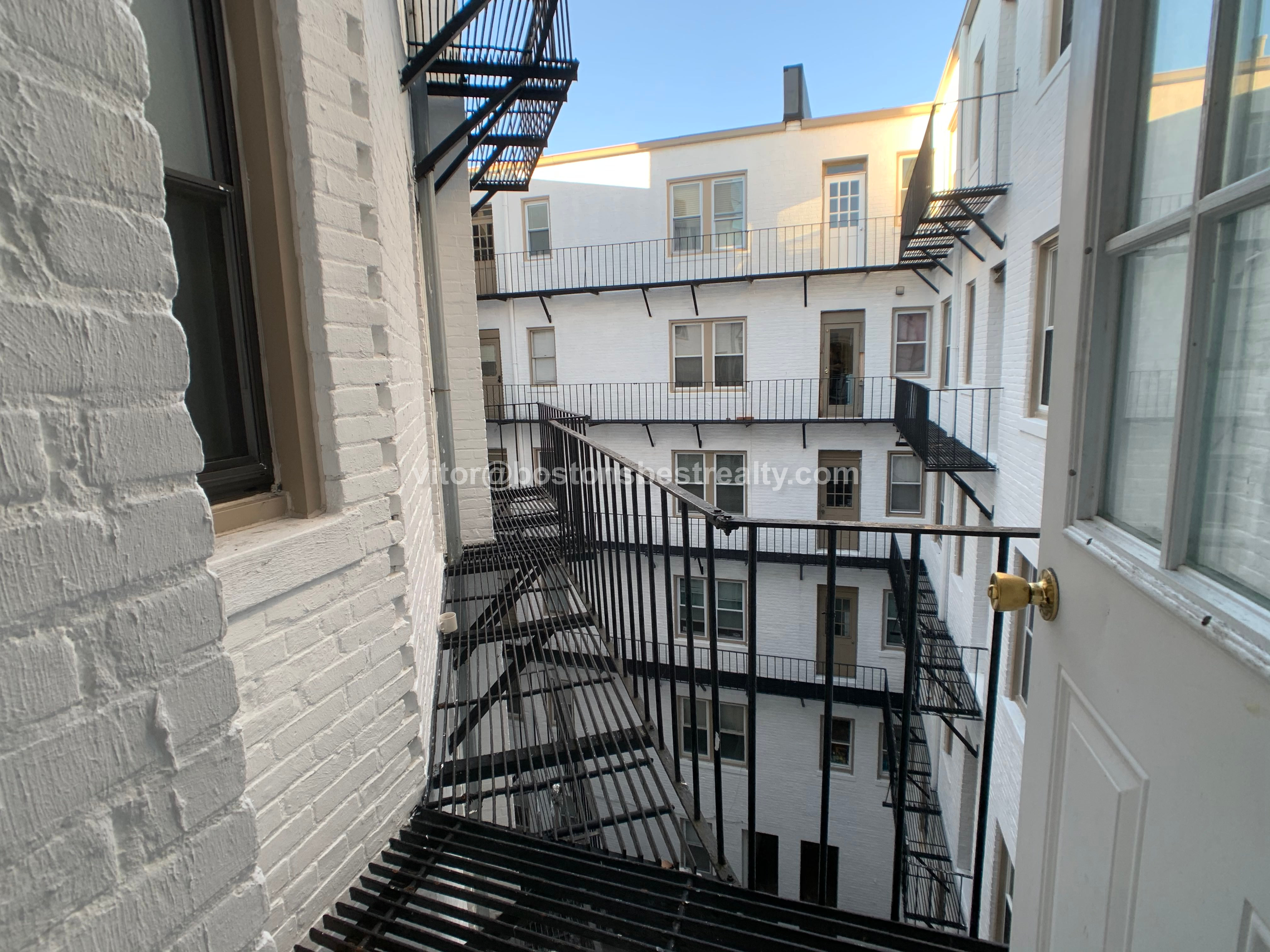 2 split bed, 1 bath apartment for rent at 1111 Boylston St Unit 47, Fenway — photo 11 of 15
