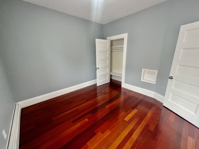 3.5 bed, 1 bath apartment for rent at 7 Grafton St Unit 2, Dorchester — photo 9 of 20