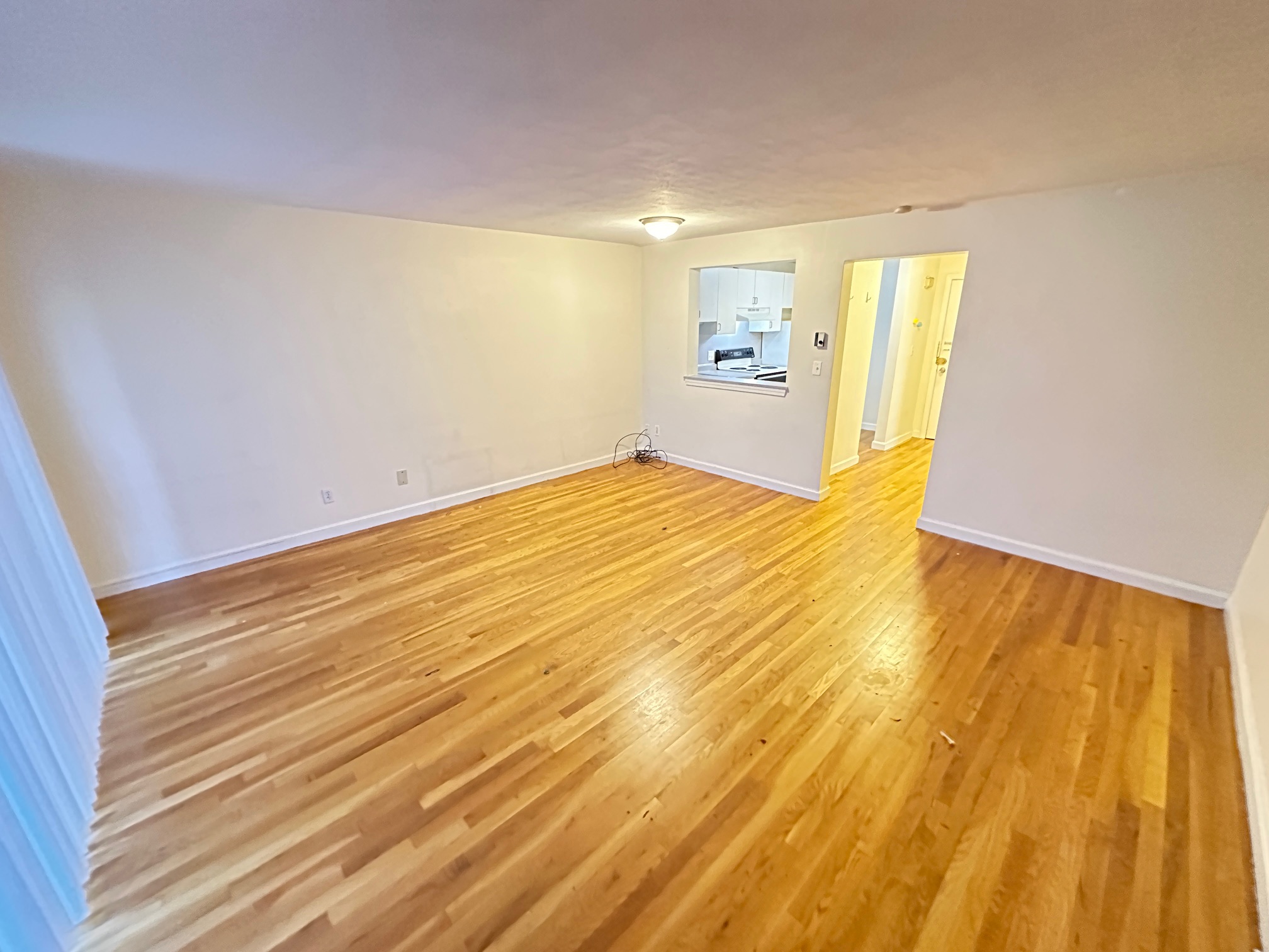 Studio bed, 1 bath apartment for rent at 1799 Centre St Unit 16, West Roxbury — photo 9 of 10