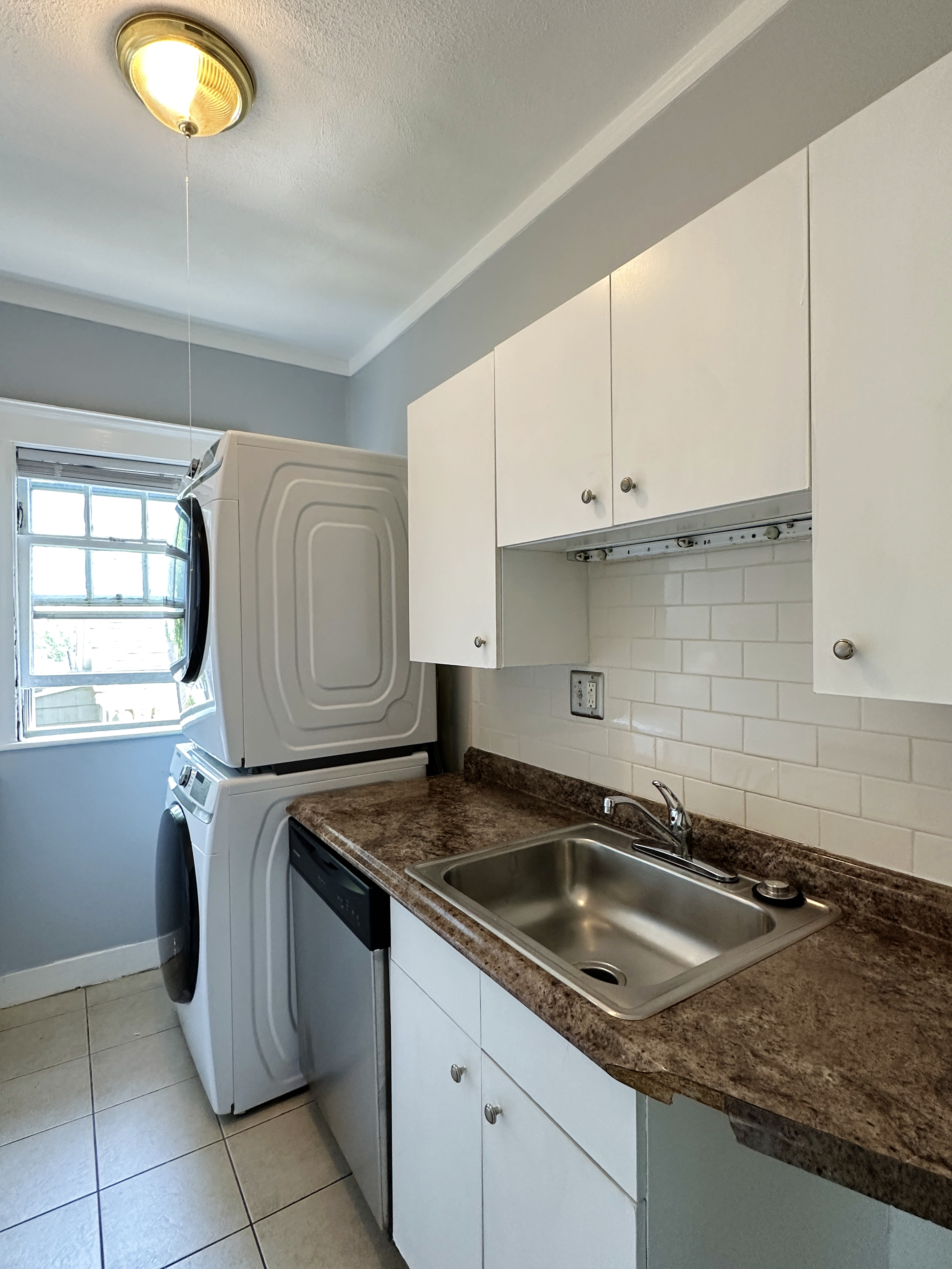 3 bed, 1 bath apartment for rent at 9 Kenilworth St Unit 1, Malden — photo 5 of 15