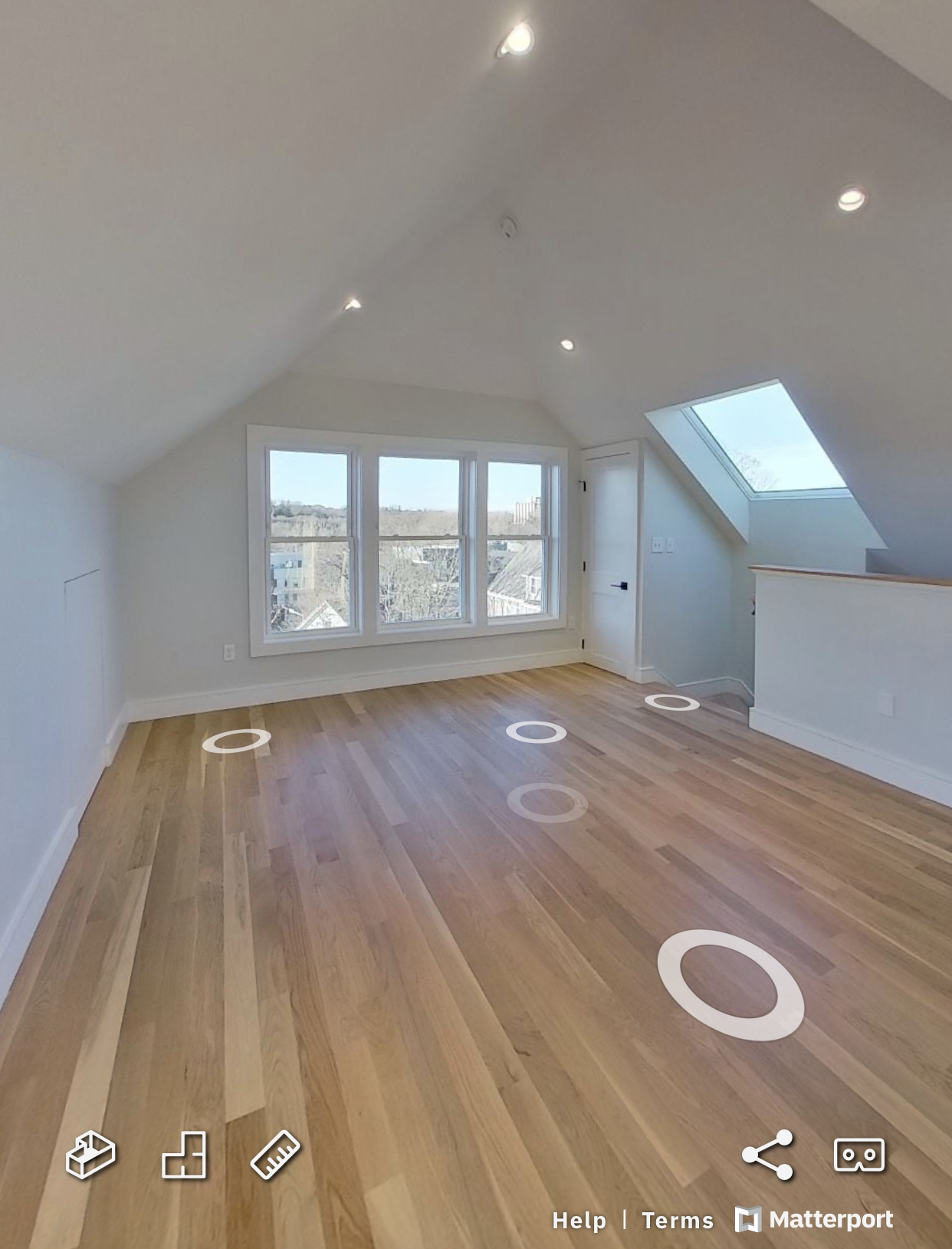 9 Wenham St, Jamaica Plain