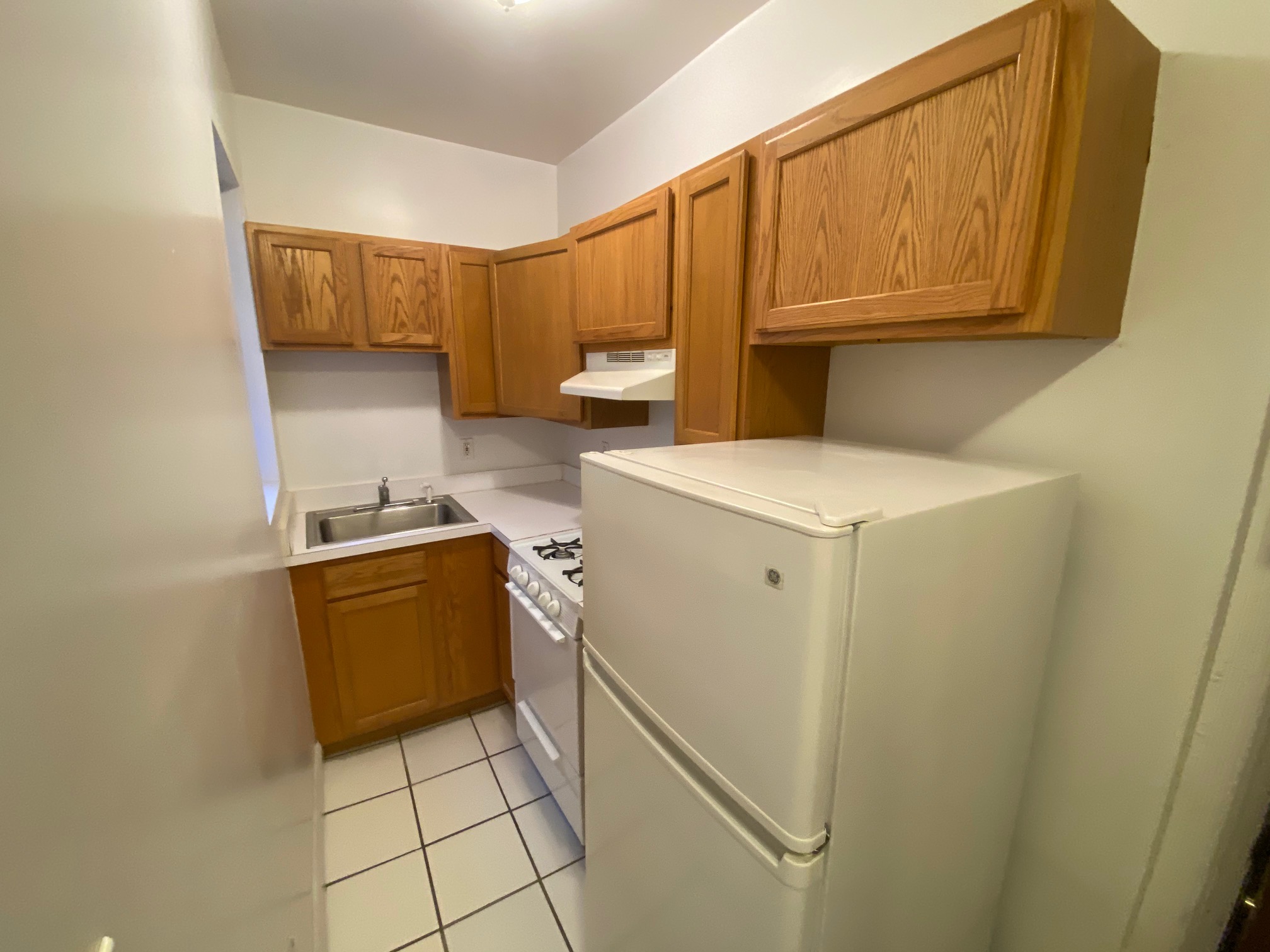 1 bed, 1 bath apartment for rent at 115 Norway St Unit 7, Back Bay — photo 2 of 6