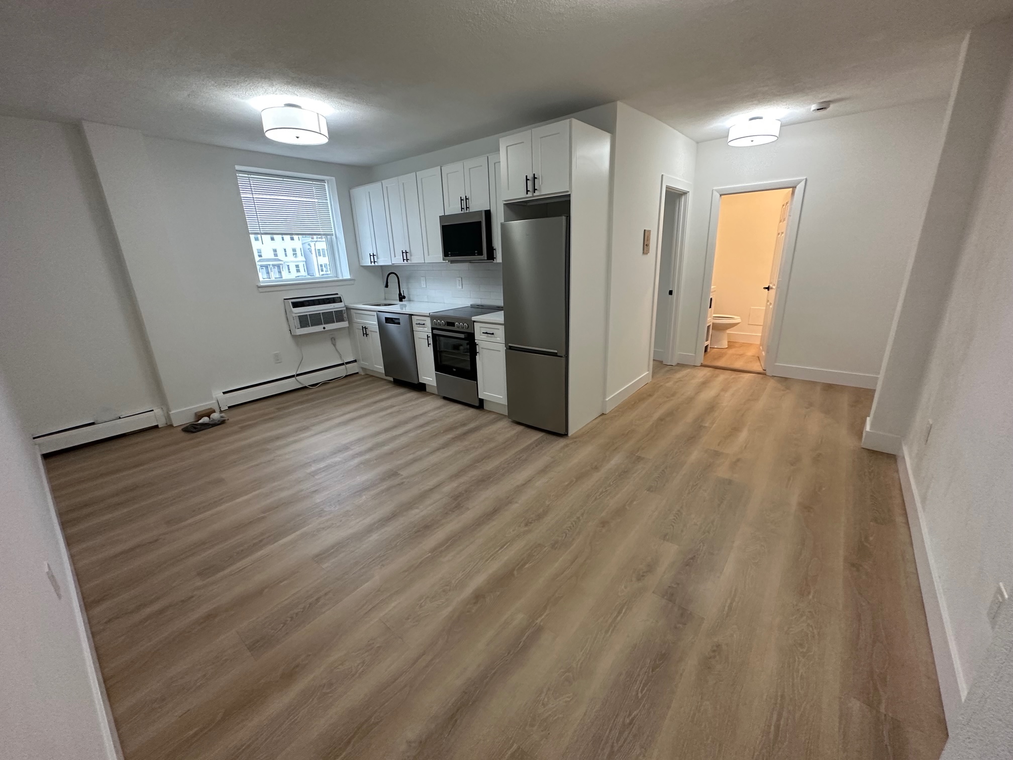 2 bed, 1 bath apartment for rent at 740 East 7th St Unit 15, South Boston — photo 1 of 9