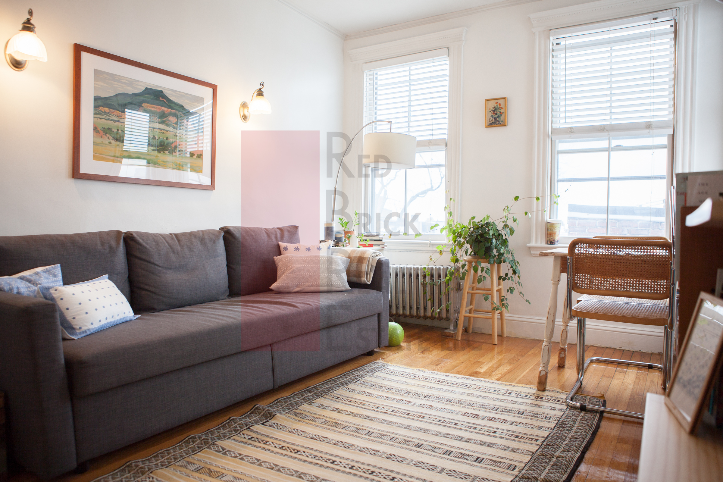 2 bed, 1 bath apartment for rent at 70 Phillips St Unit 9, Beacon Hill — photo 1 of 12