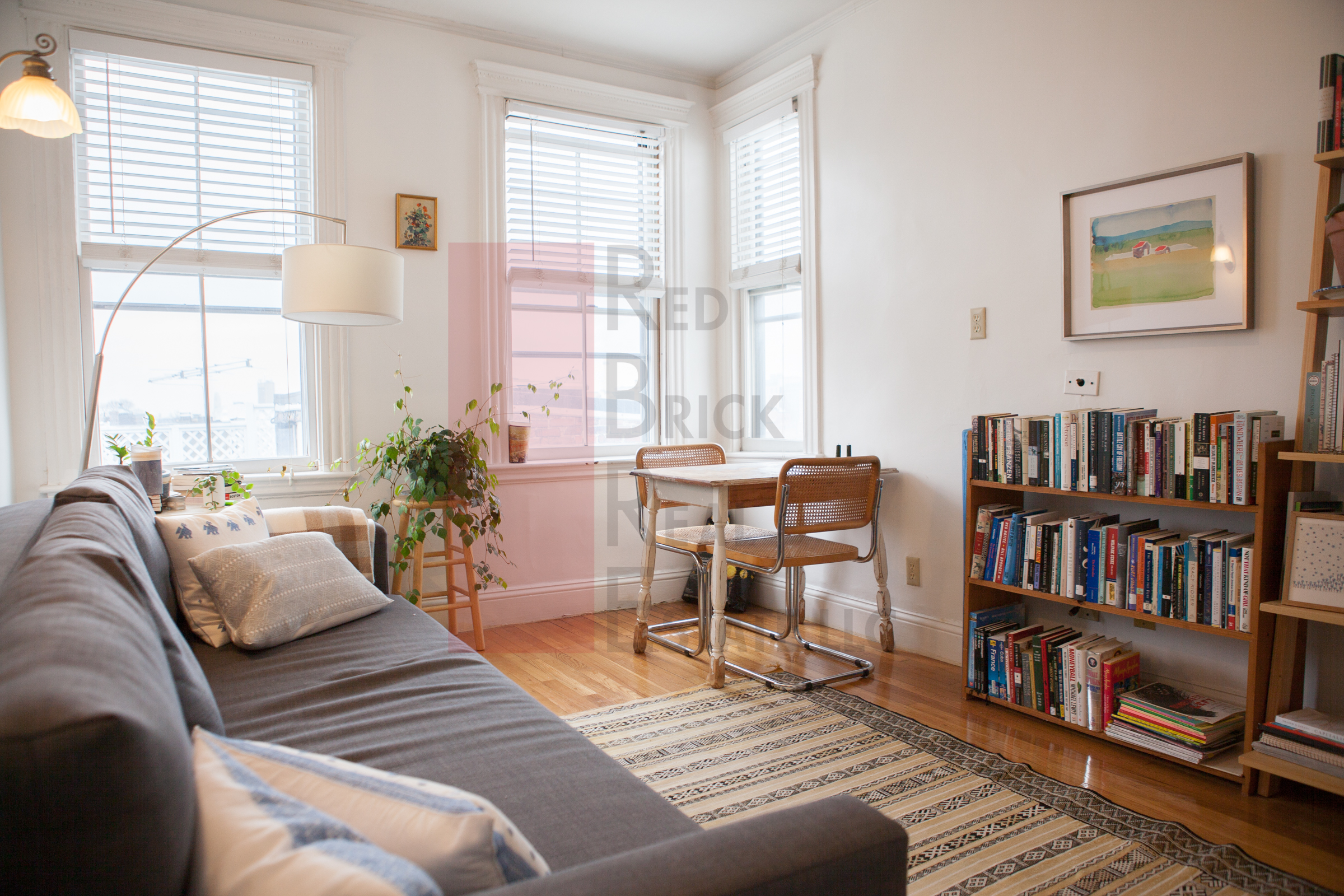 2 bed, 1 bath apartment for rent at 70 Phillips St Unit 9, Beacon Hill — photo 2 of 12