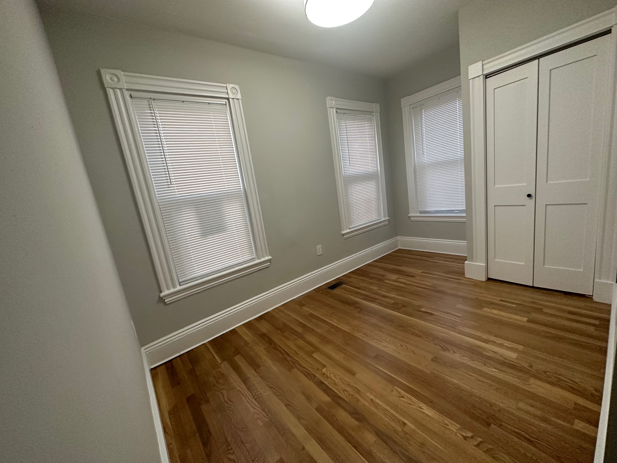 5 bed, 2 bath apartment for rent at 68 L Unit 1, South Boston — photo 6 of 9