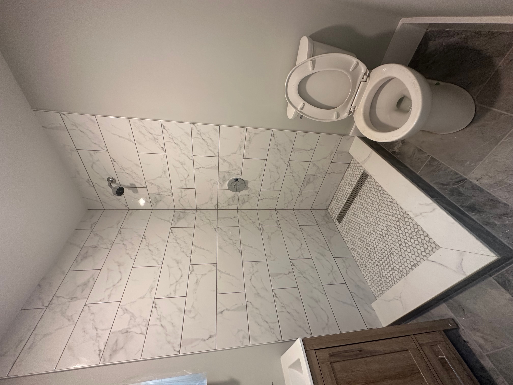 5 bed, 2 bath apartment for rent at 68 L Unit 1, South Boston — photo 8 of 9