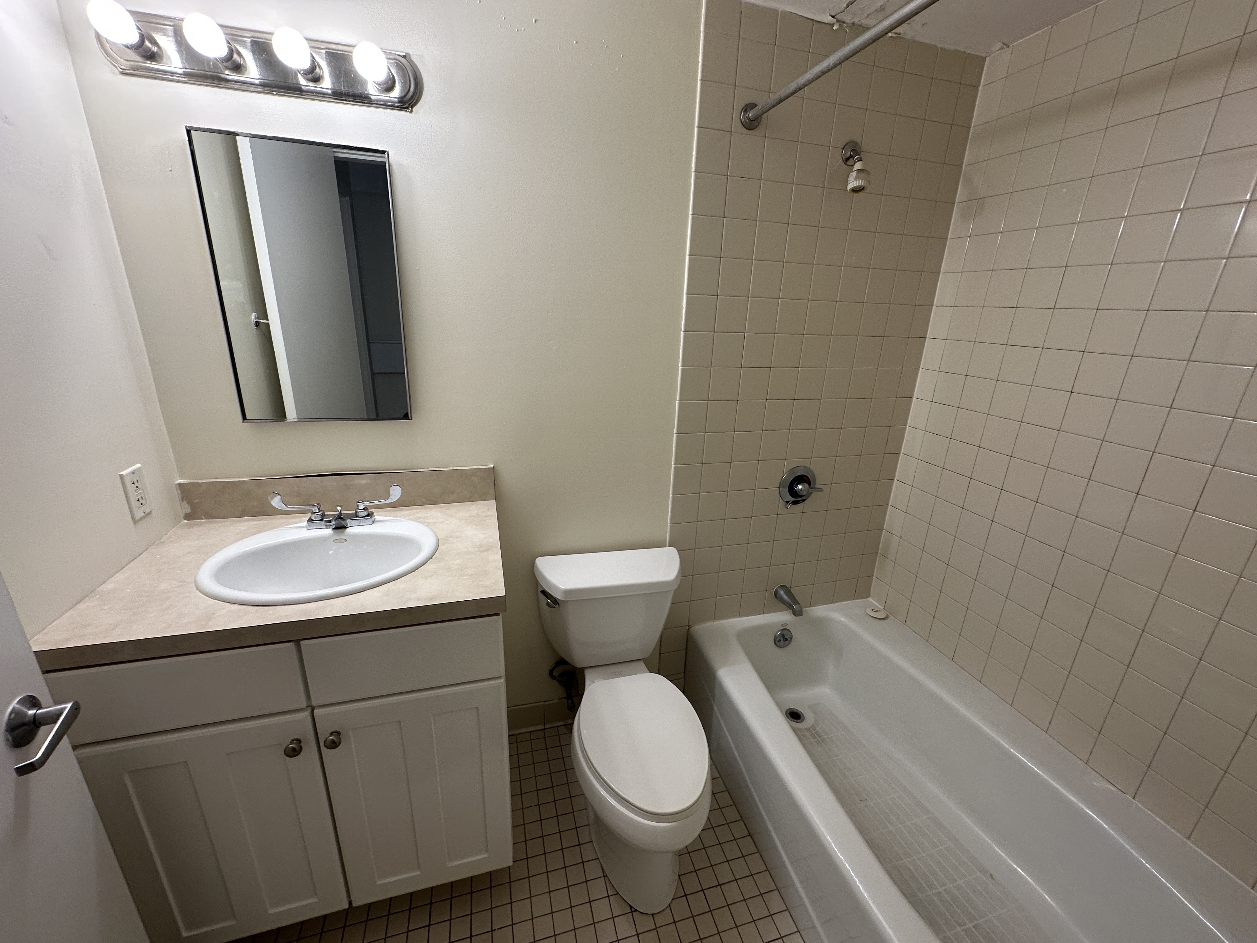 40 Boylston St, Downtown