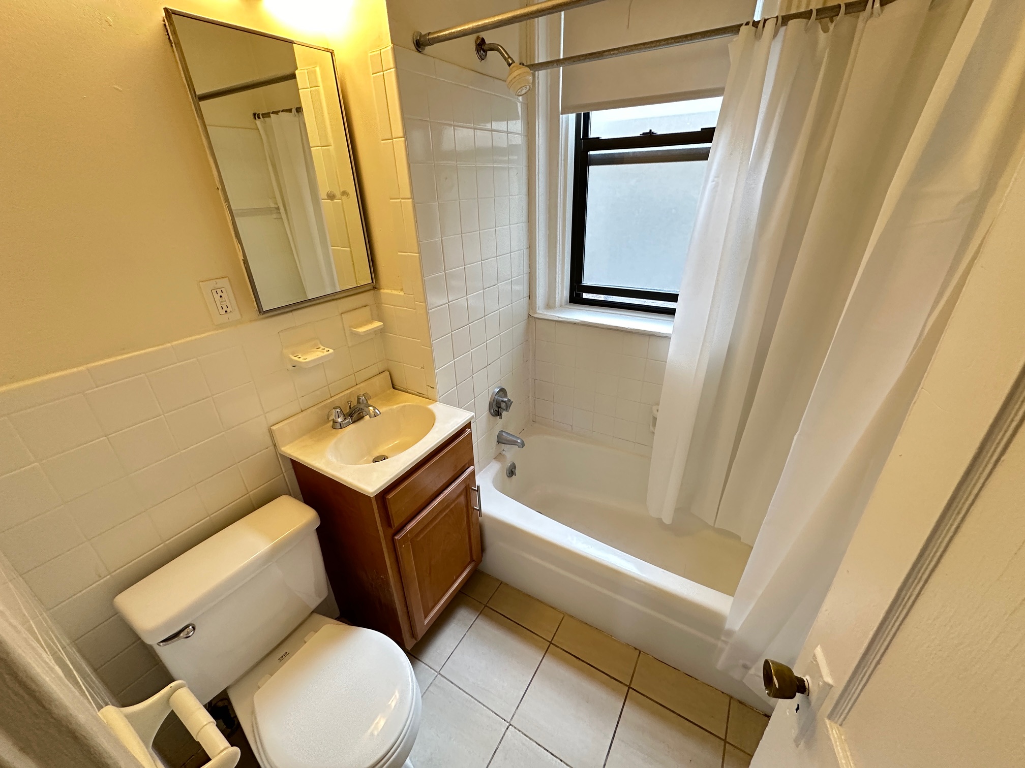 2 bed, 1 bath apartment for rent at 1152 Commonwealth Ave Unit 31, Allston — photo 5 of 11