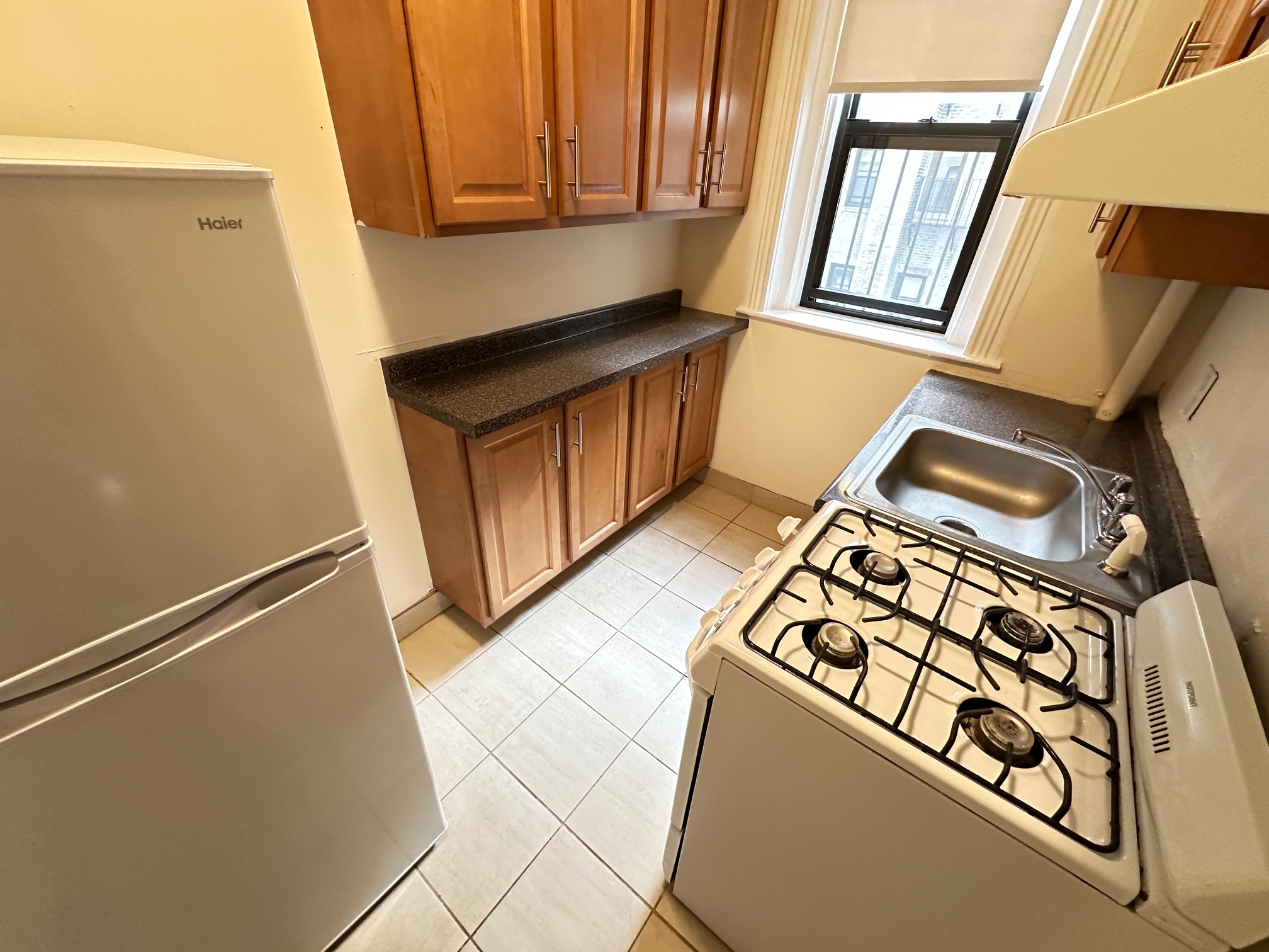 2 bed, 1 bath apartment for rent at 1152 Commonwealth Ave Unit 31, Allston — photo 6 of 11