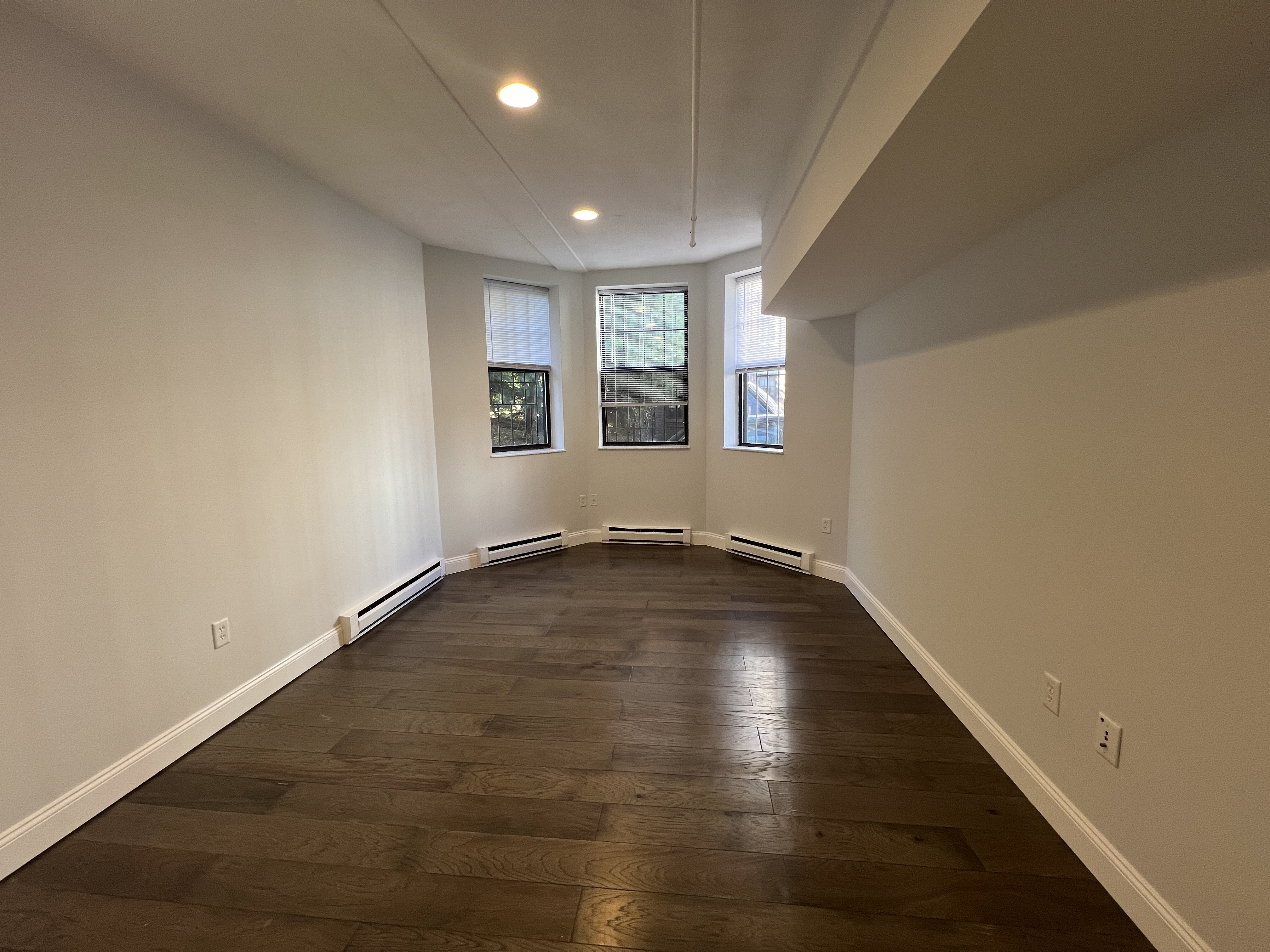 107 Queensberry St, Fenway