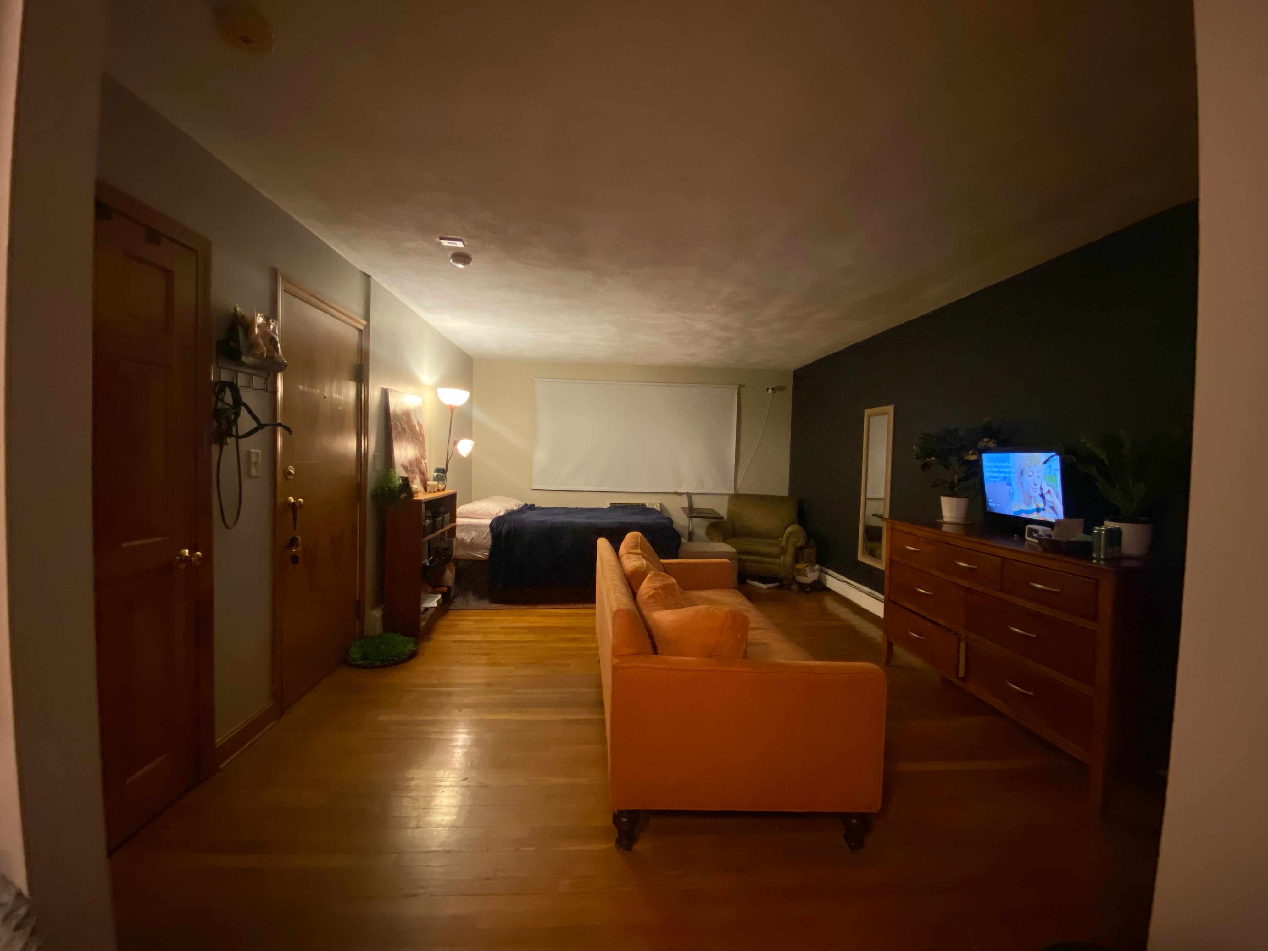 Studio bed, 1 bath apartment for rent at 274 Grove St Unit 3, Newton — photo 1 of 4