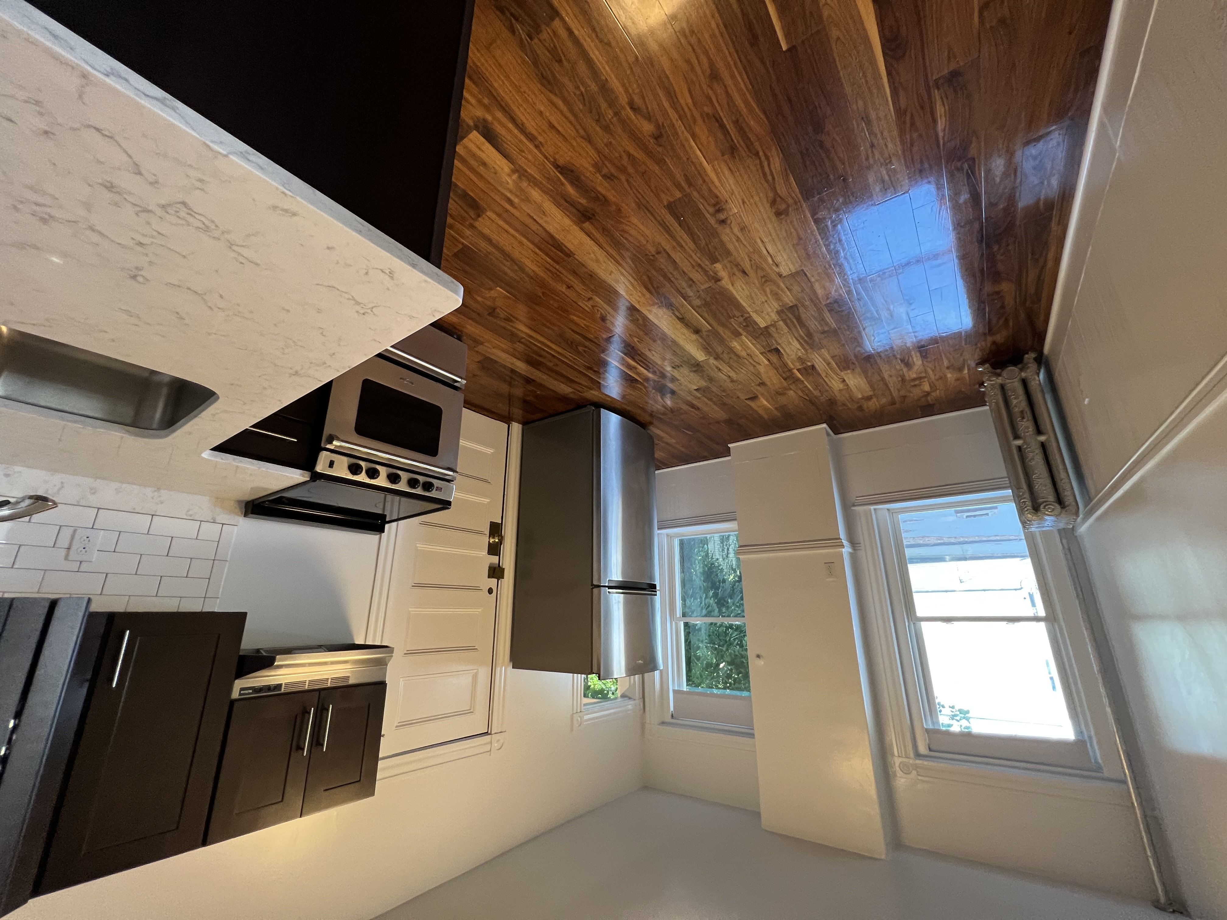 3 bed, 1 bath apartment for rent at 360 Beacon St Unit 2, Ward Two — photo 3 of 19