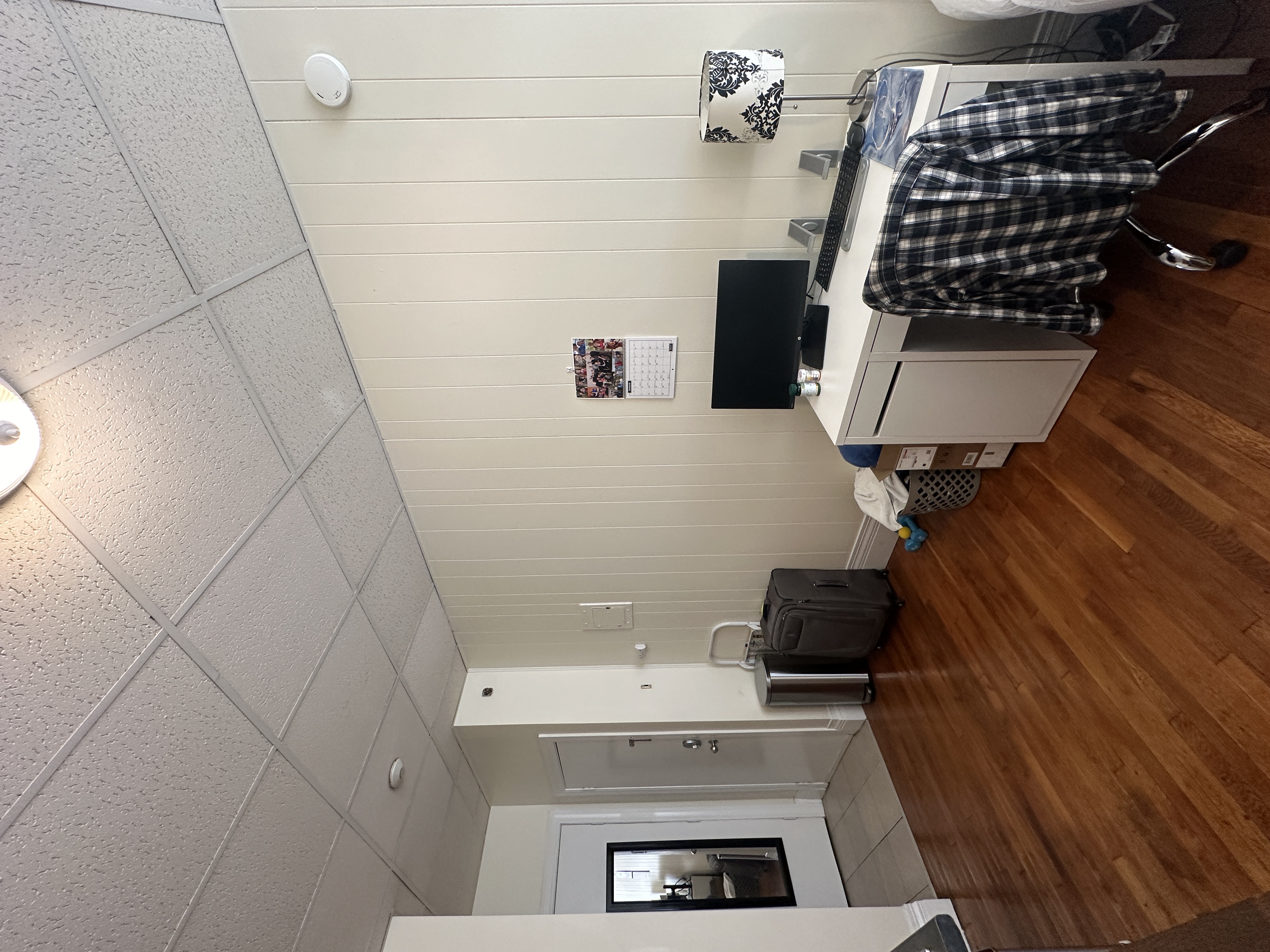 Studio bed, 1 bath apartment for rent at 505 Beacon St Unit 7, Back Bay — photo 3 of 8