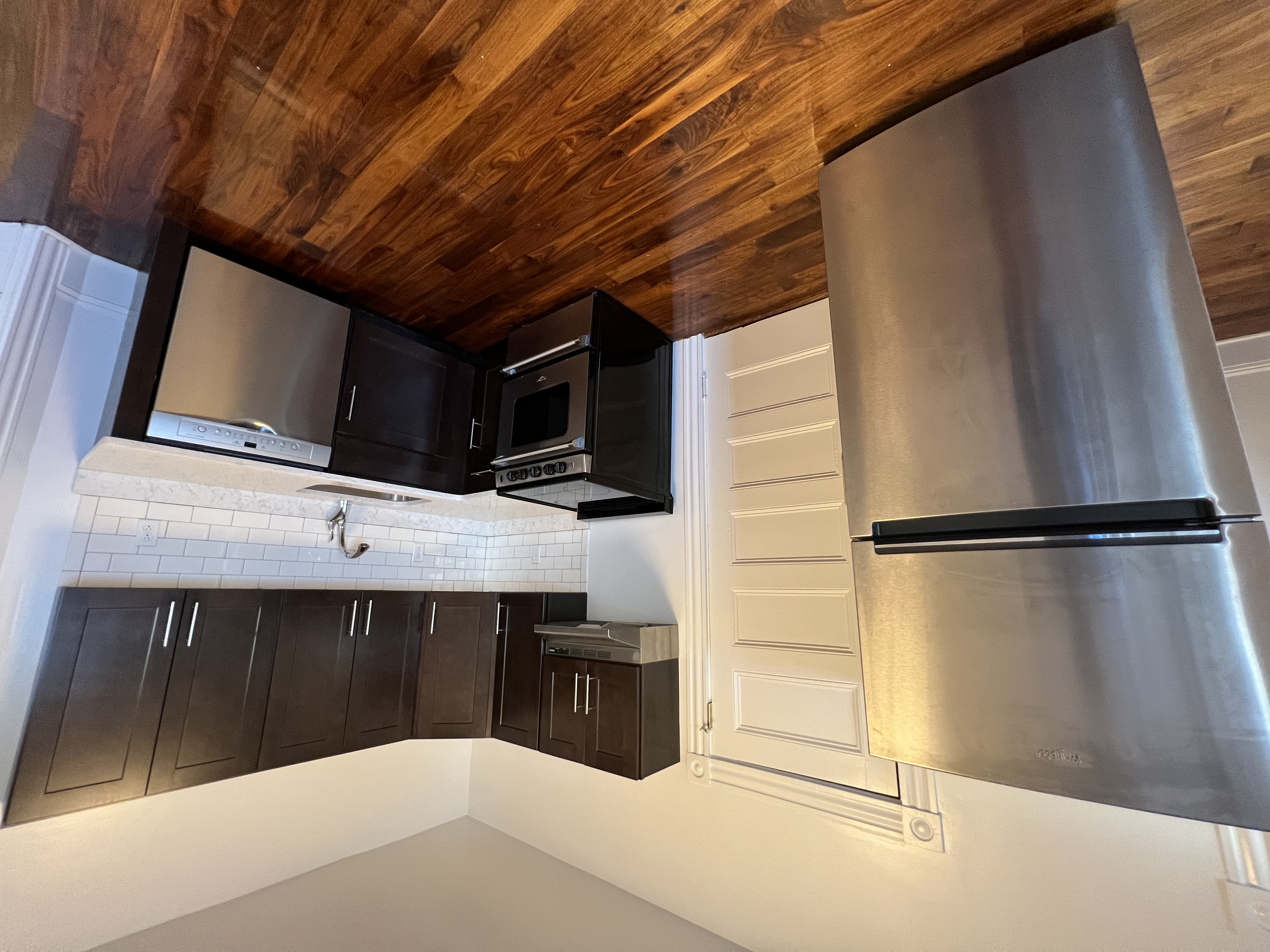 3 bed, 1 bath apartment for rent at 360 Beacon St Unit 2, Ward Two — photo 2 of 19