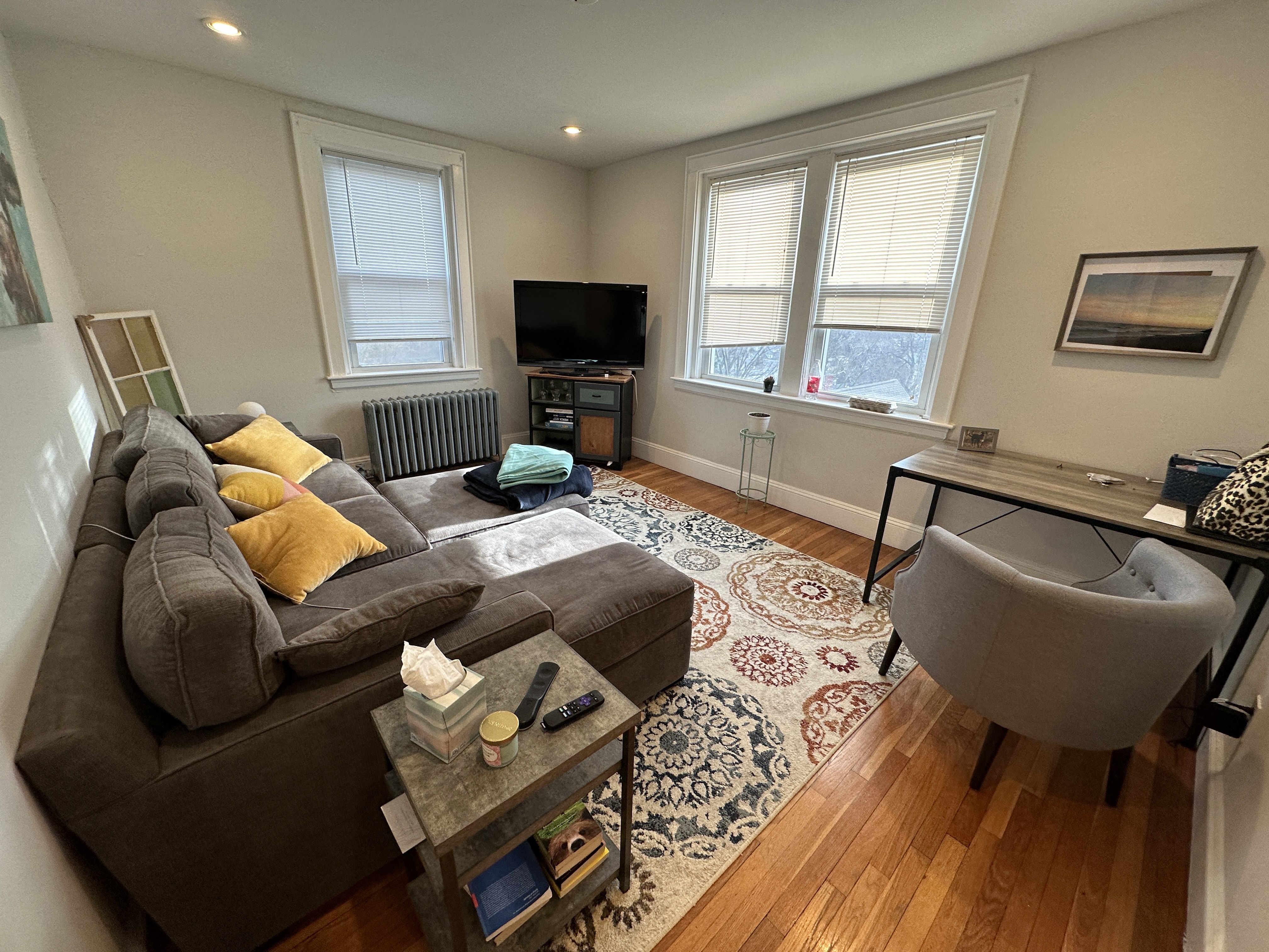 1 bed, 1 bath apartment for rent at 136 Highland Ave Unit 32, Winter Hill — photo 1 of 14