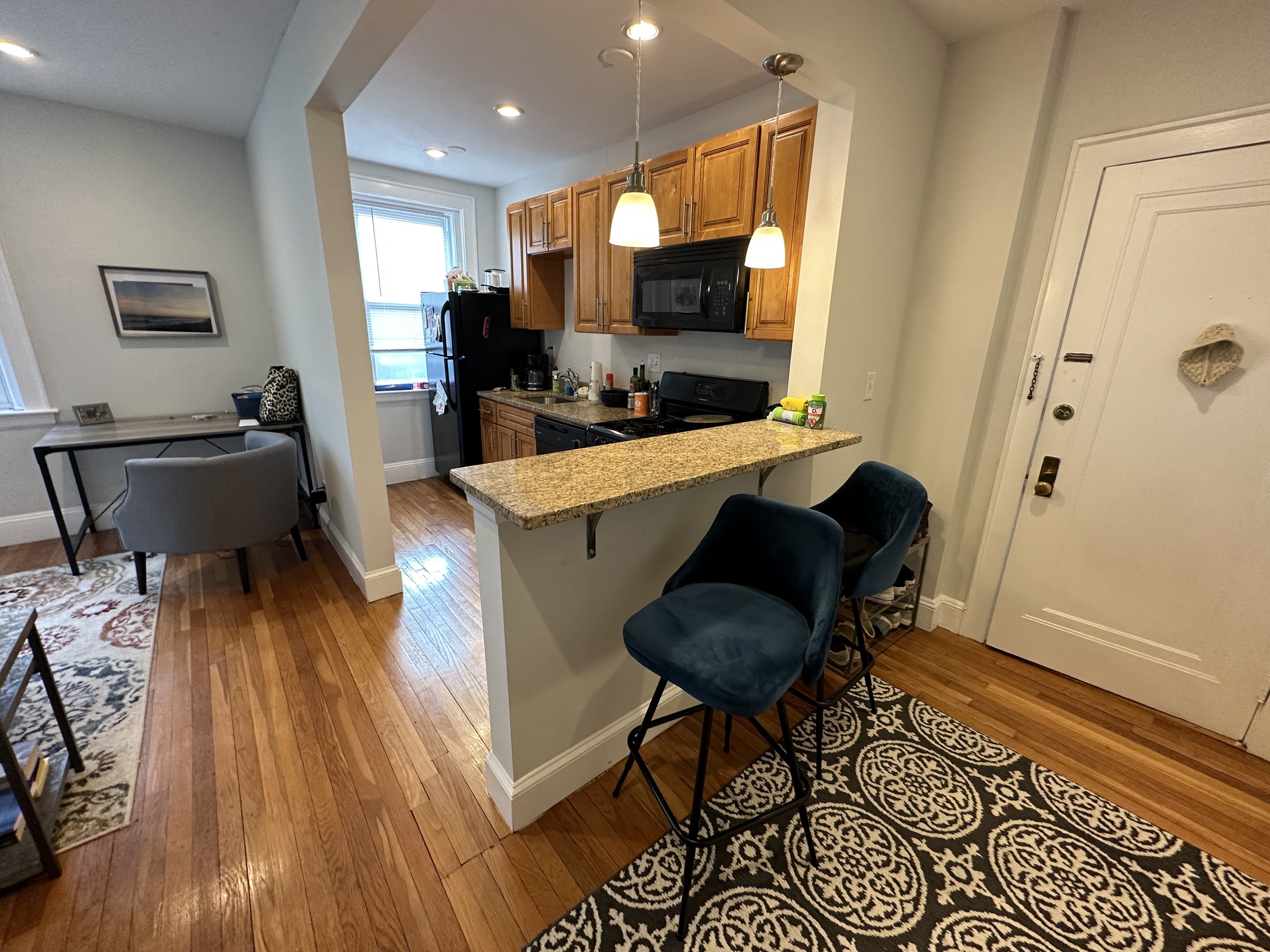 1 bed, 1 bath apartment for rent at 136 Highland Ave Unit 32, Winter Hill — photo 8 of 14
