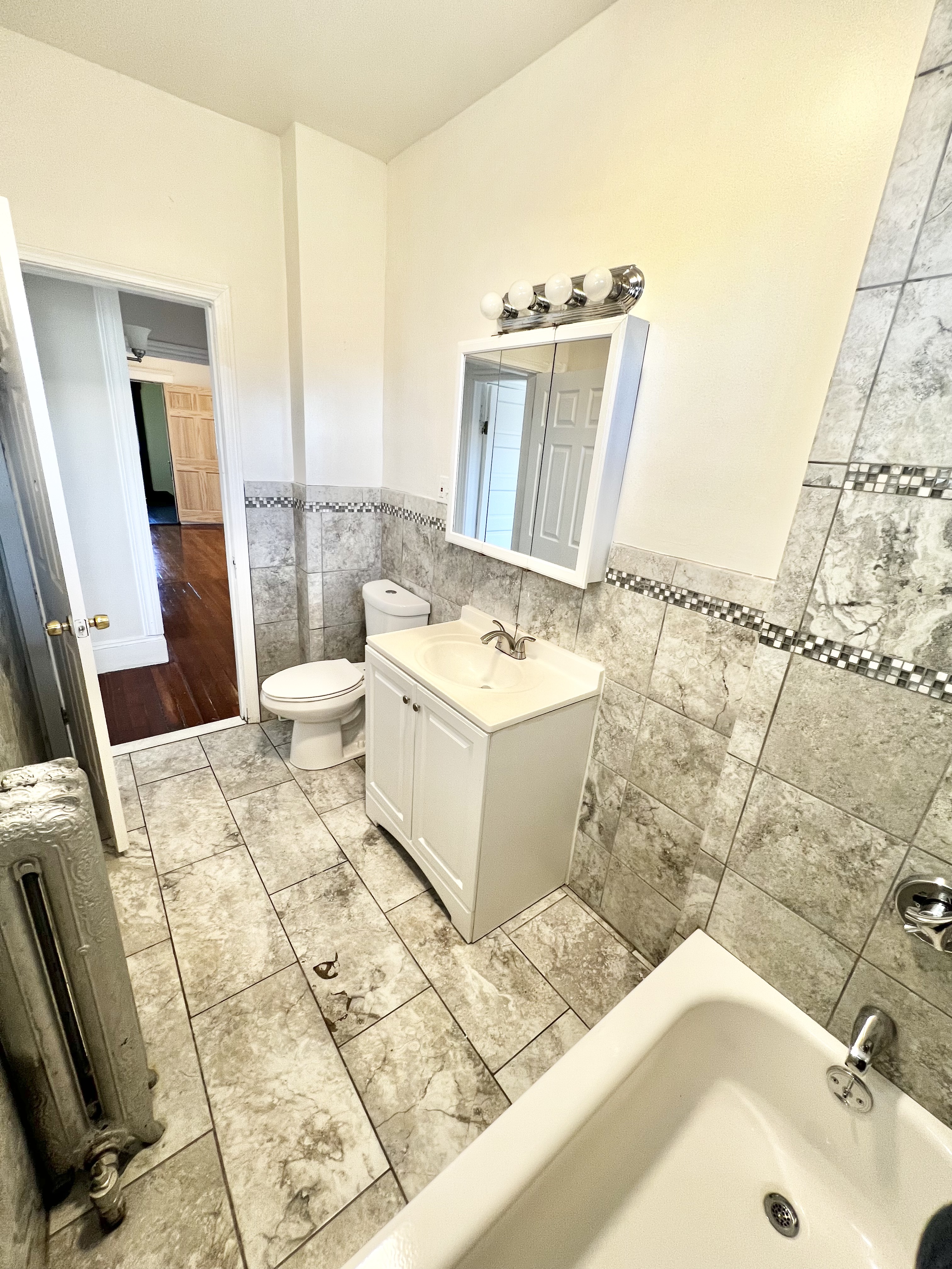 4 bed, 1 bath apartment for rent at 263 Normandy St Unit 3, Dorchester — photo 7 of 21