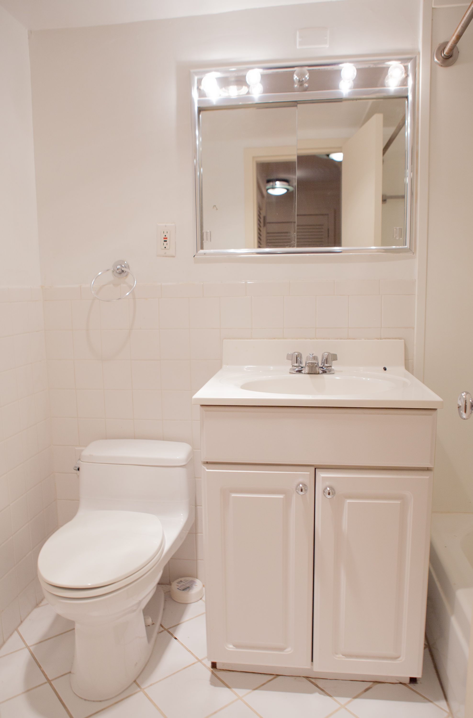 Studio bed, 1 bath apartment for rent at 2 Hawthorne Pl Unit 15F, West End — photo 11 of 11