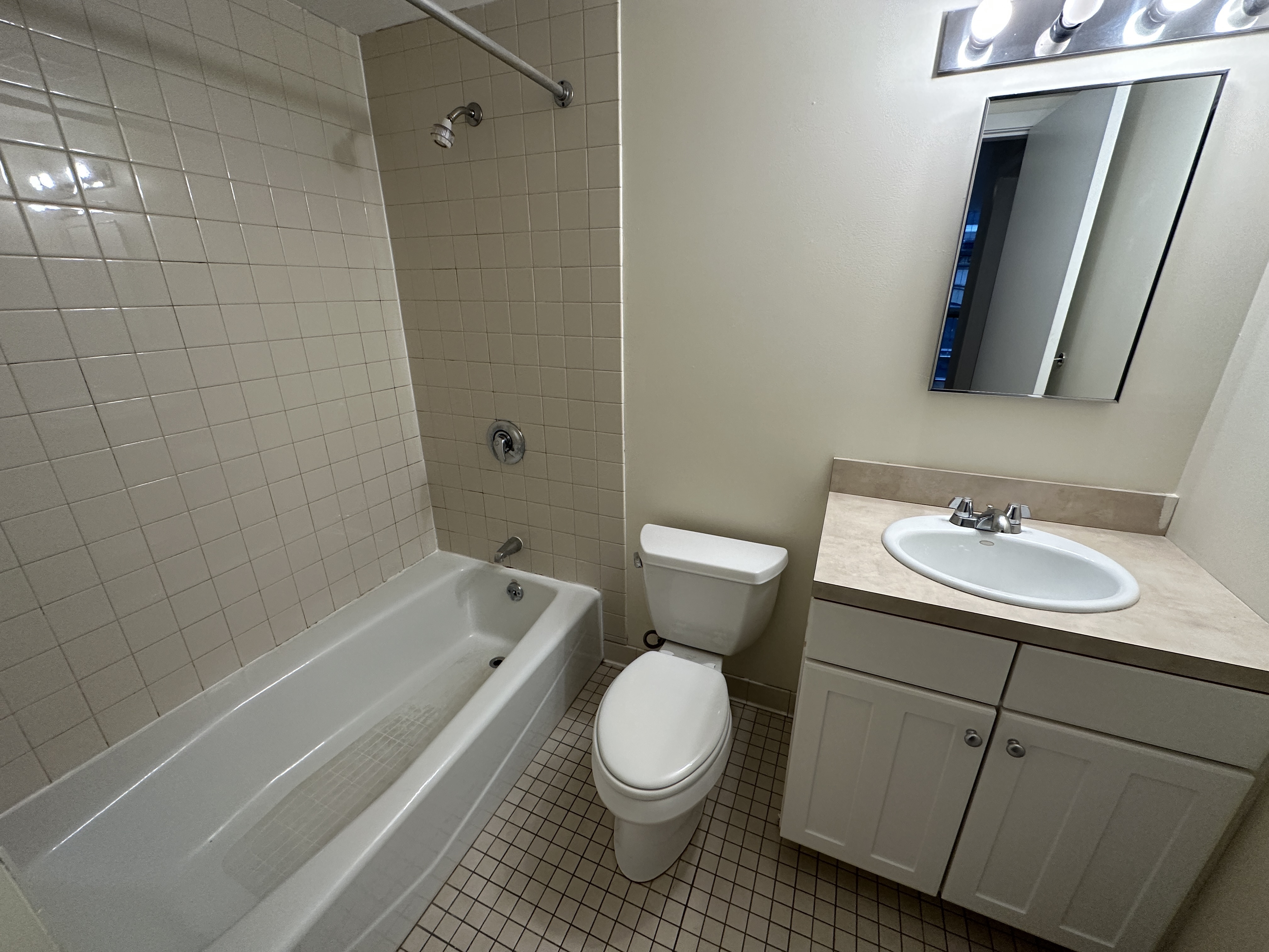 40 Boylston St, Downtown