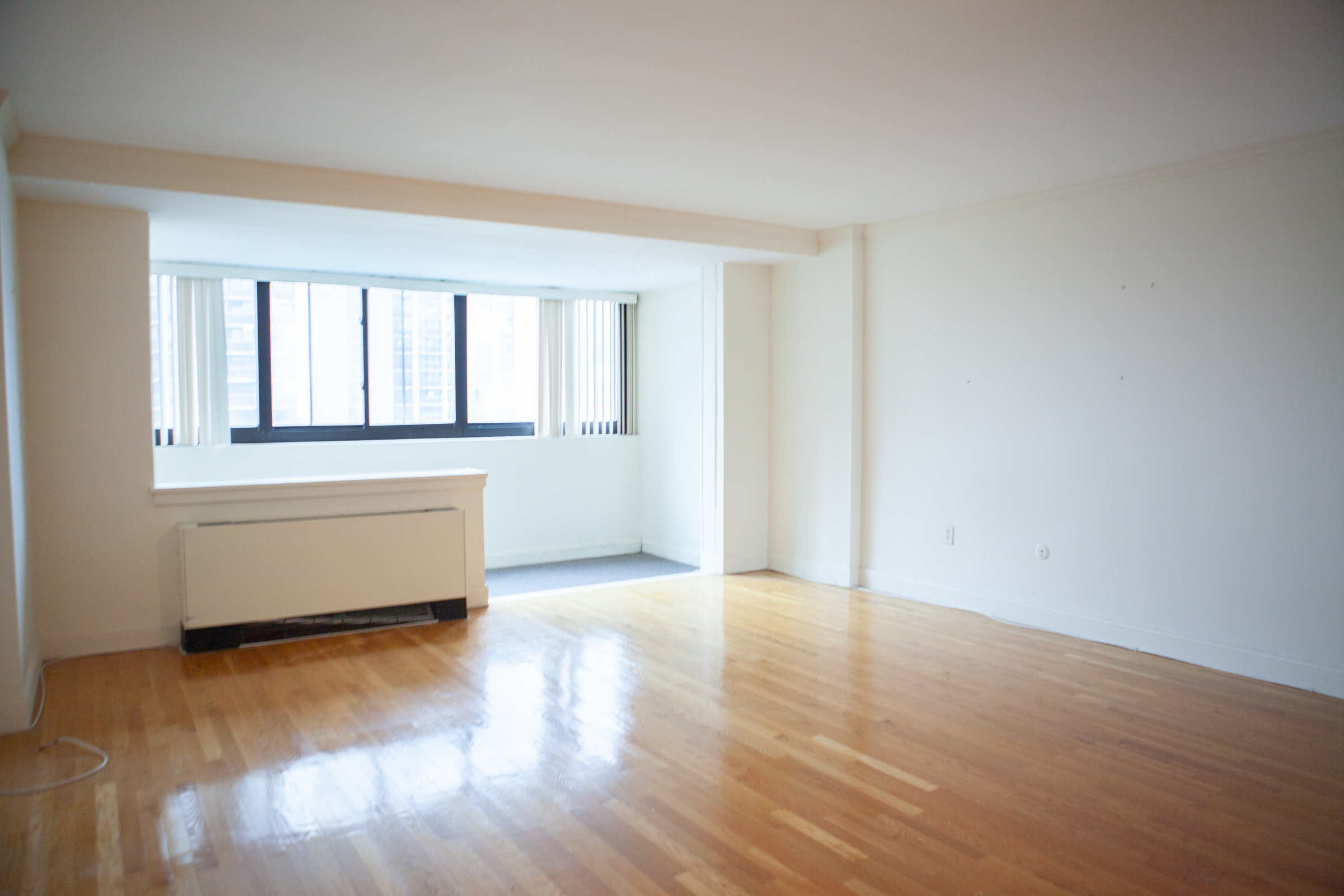 Studio bed, 1 bath apartment for rent at 2 Hawthorne Pl Unit 15F, West End — photo 4 of 11